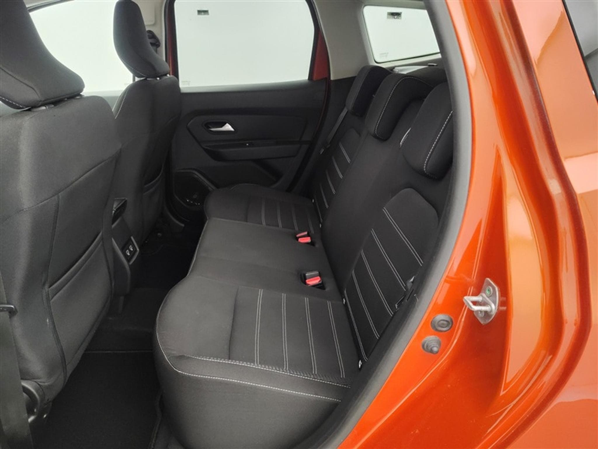 Dacia Duster 1.0 TCe Prestige CLIM/NAVI/CAMERA (2022) - Photo 14