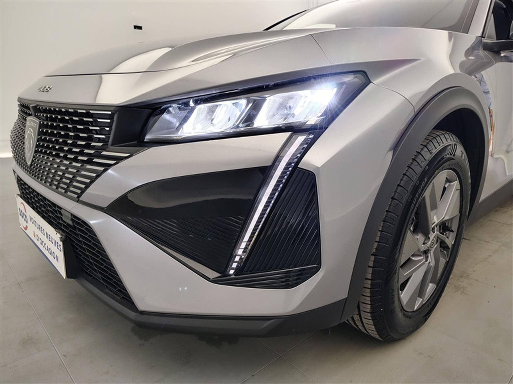Peugeot 408 1.2 PureTech Allure e-DCS6 *NAVI/FULL LED/CAM360/JA17* (2024) - Photo 15