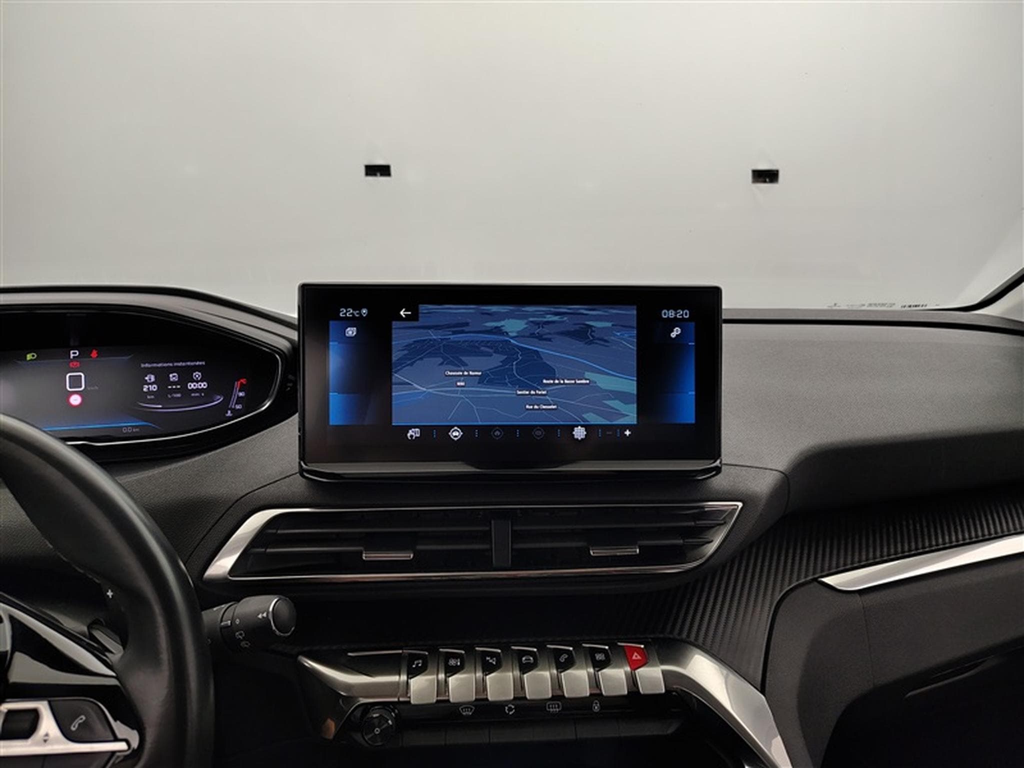 Peugeot 3008 1.5 DIESEL EAT8 Allure Pack S-CUIR / NAVI / FULL LED (2022) - Photo 11