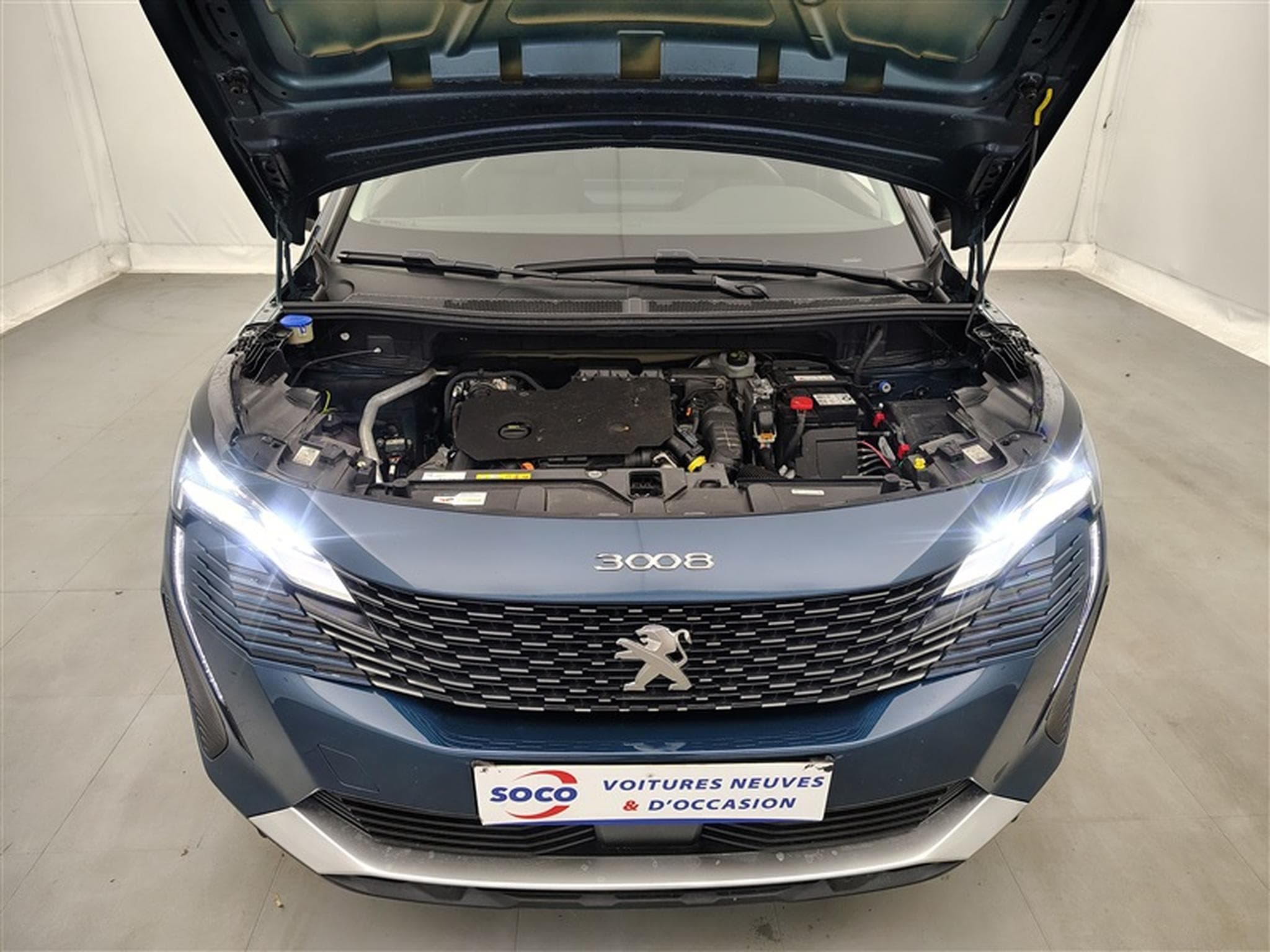 Peugeot 3008 1.5 DIESEL EAT8 Allure Pack S-CUIR / NAVI / FULL LED (2022) - Photo 19