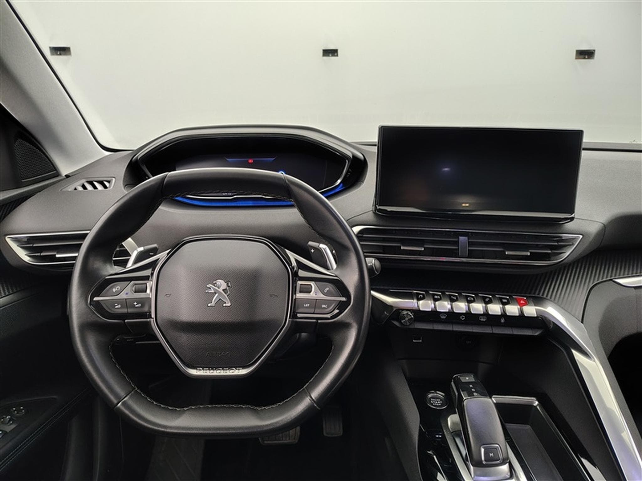 Peugeot 3008 1.5 DIESEL EAT8 Allure Pack S-CUIR / NAVI / FULL LED (2022) - Photo 9