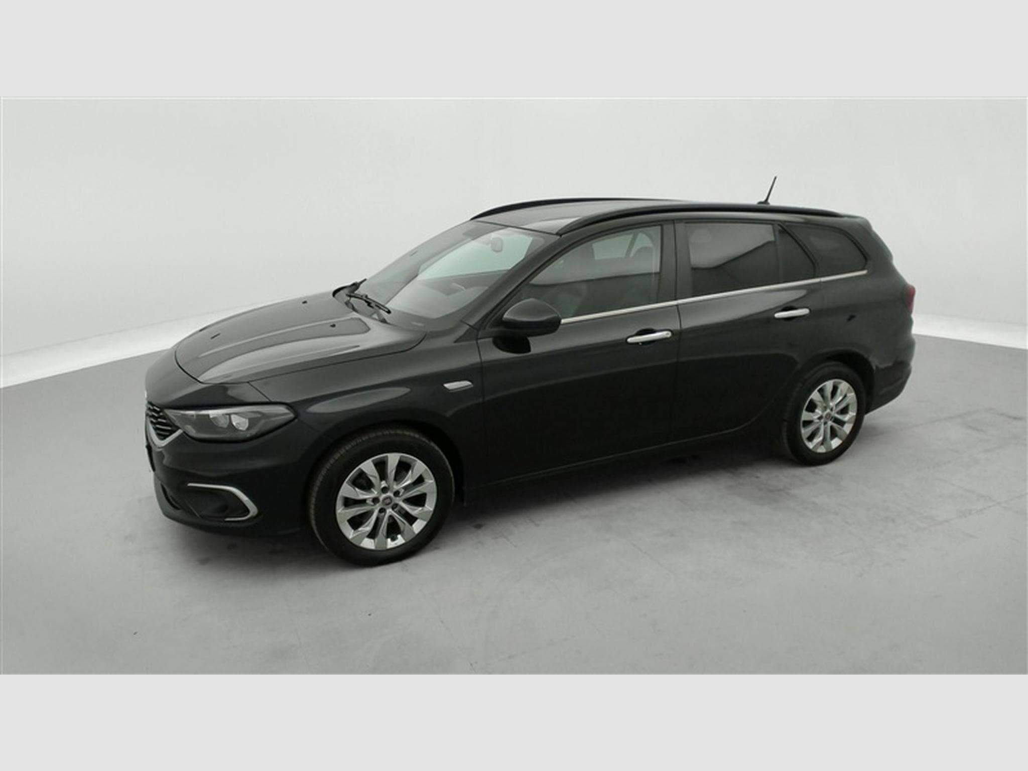 Fiat Tipo 1.6 MultiJet Lounge S&S (EU6d-TEMP) (2020) - Photo 21