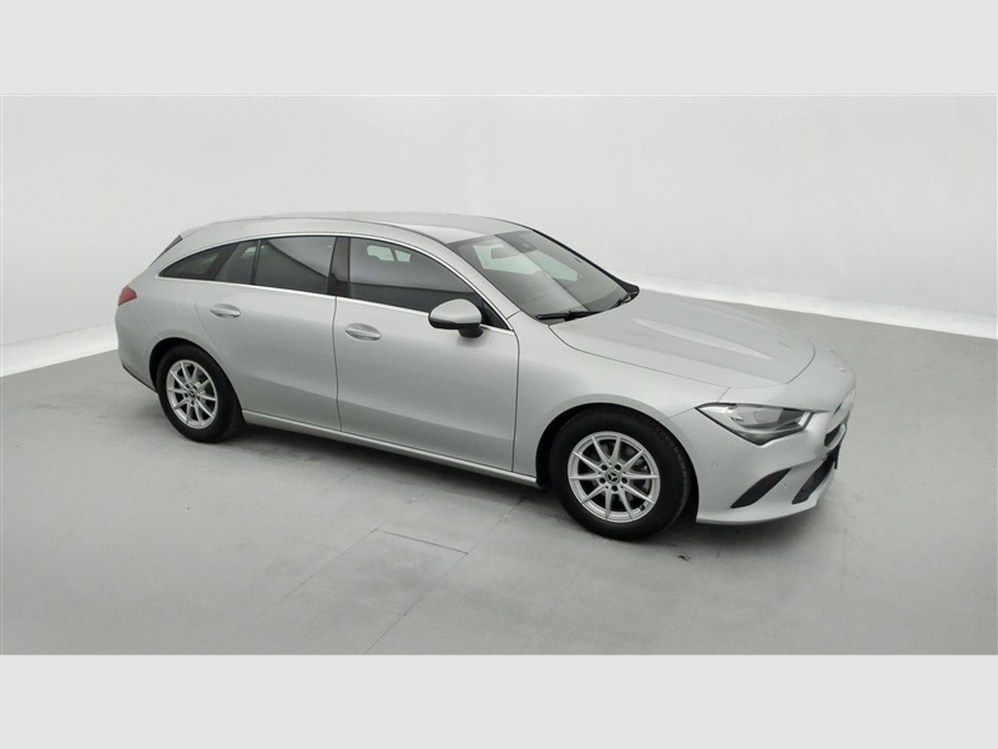 Mercedes CLA 180 CLA 180 Business Solution NAVI/JA/PDC AV AR (2022) - Photo 23