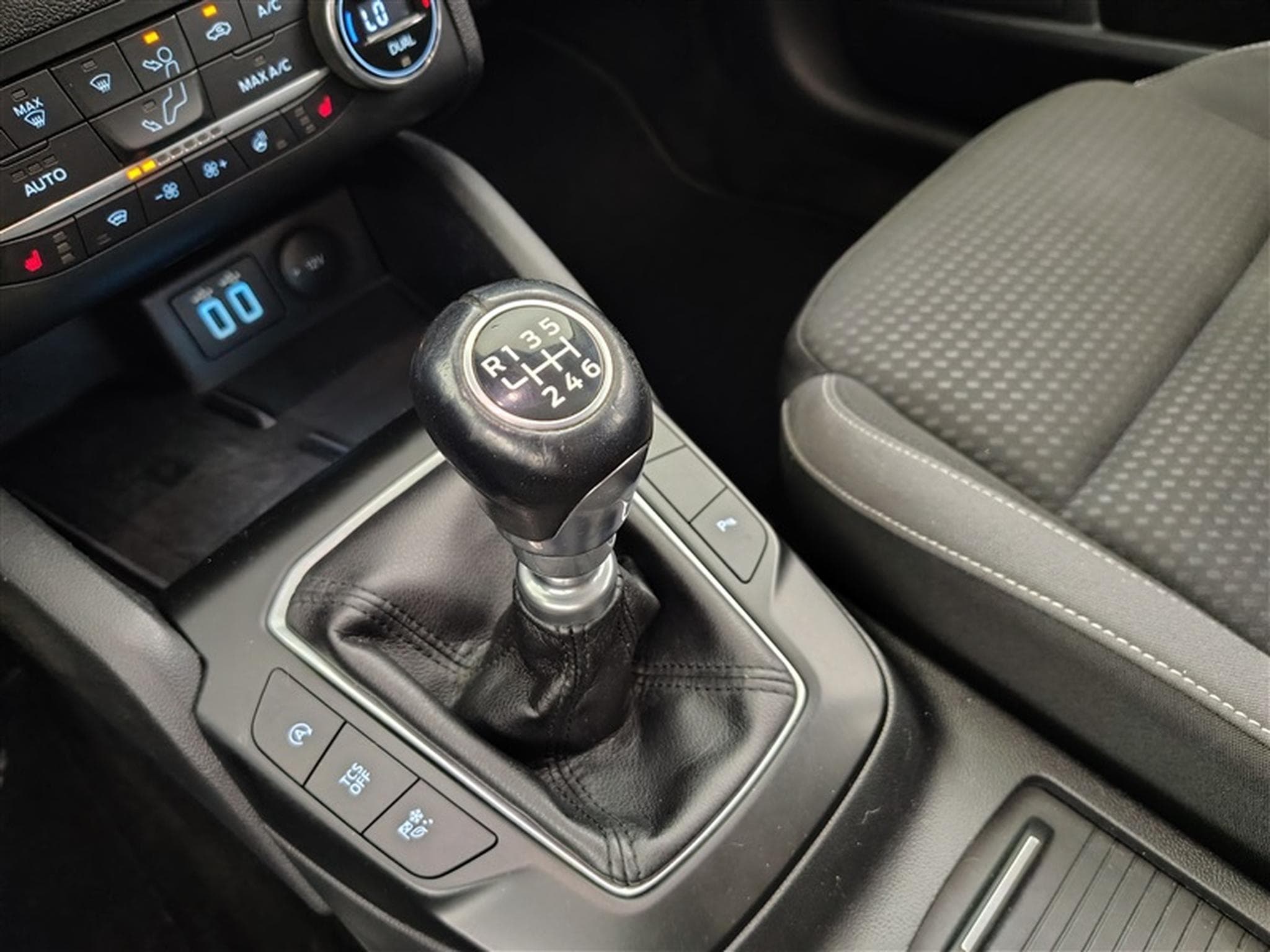 Ford Focus Active 1.5 EcoBlue X (EU6d) (2021) - Photo 12