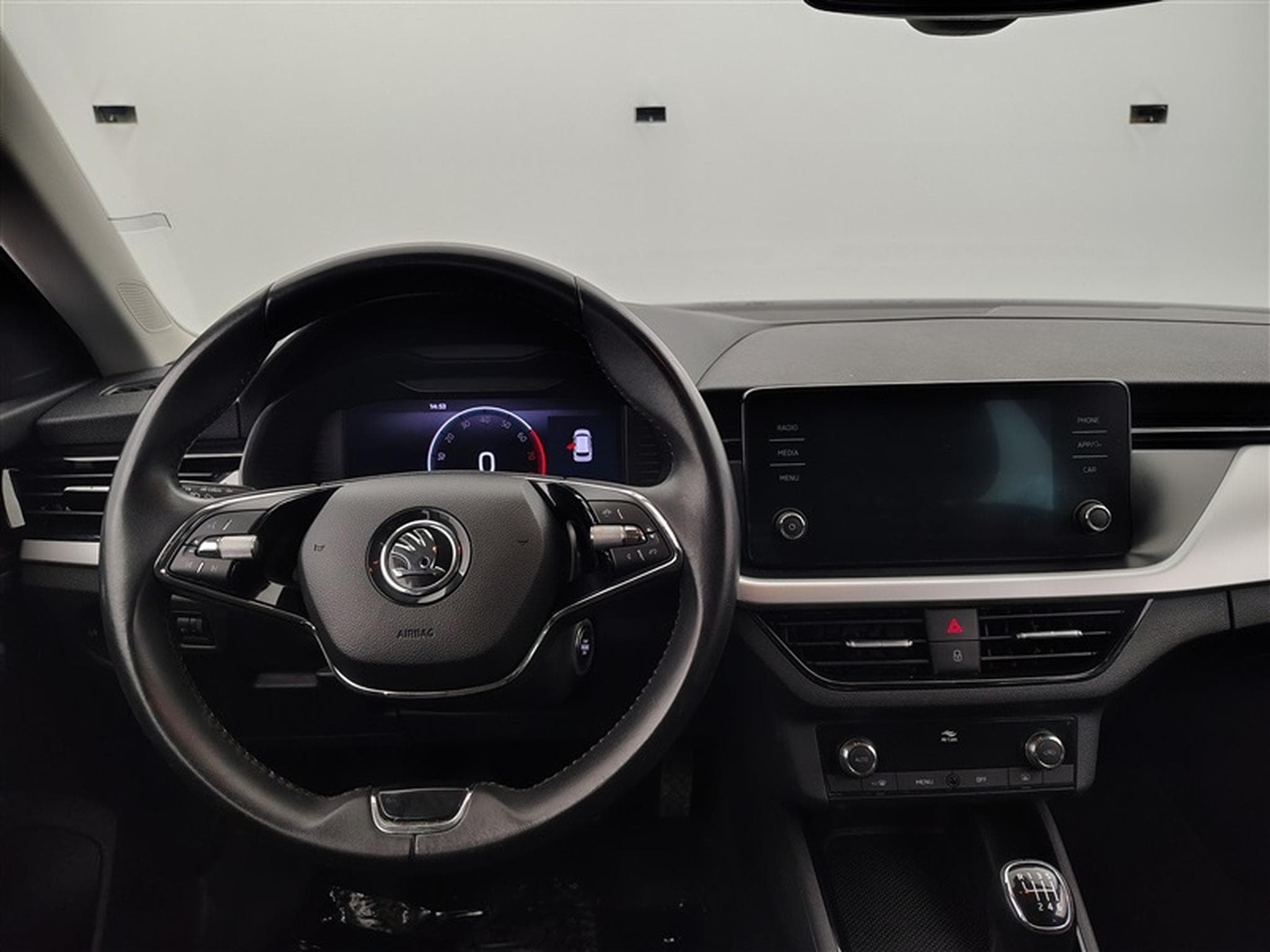 Skoda Kamiq 1.0 TSI Ambition (2022) - Photo 9
