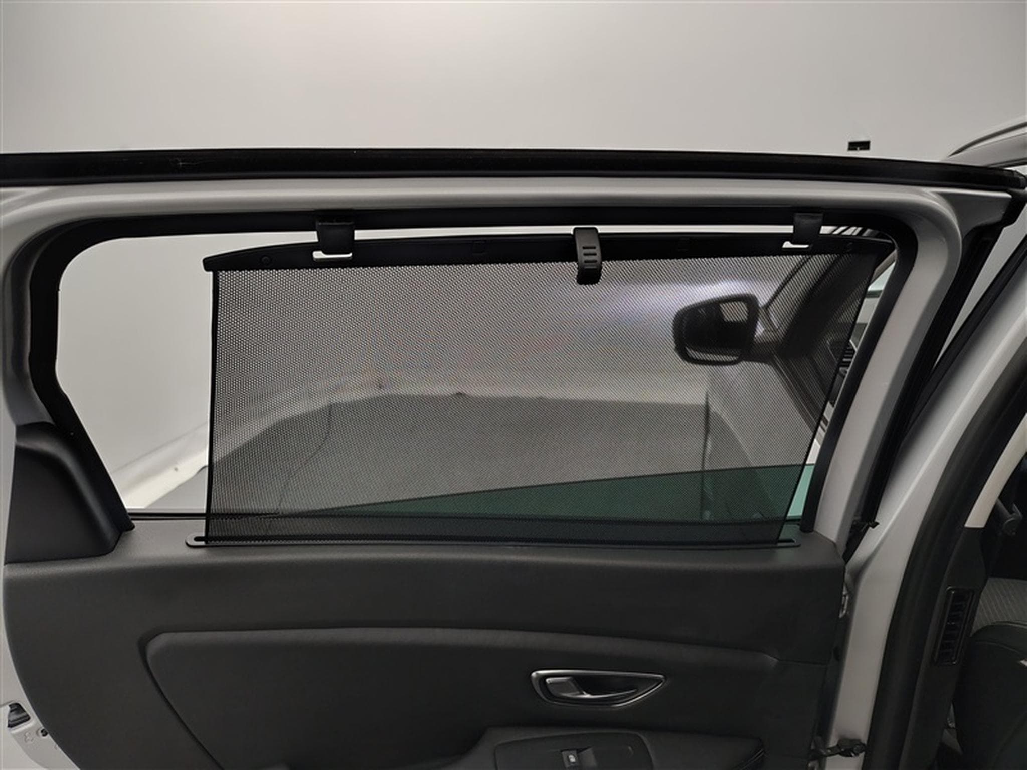 Renault Scenic 1.33 TCe Intens EDC 7 Pl  Navi / Led / PDC av+ar (2023) - Foto 19