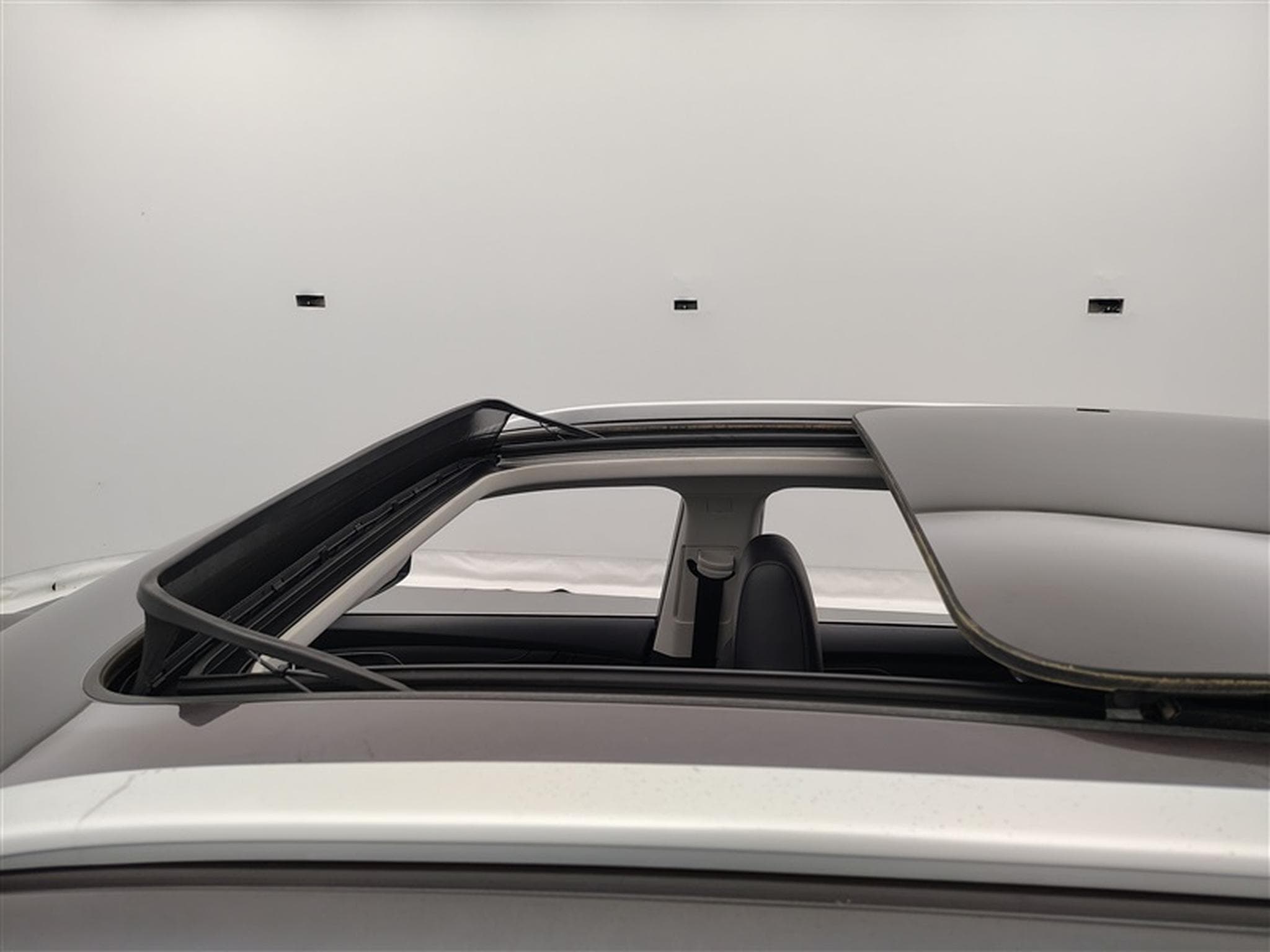 MG HS 1.5 T-GDi 160cv Luxury NAVI / FULL LED / CUIR / PANO (2024) - Photo 19