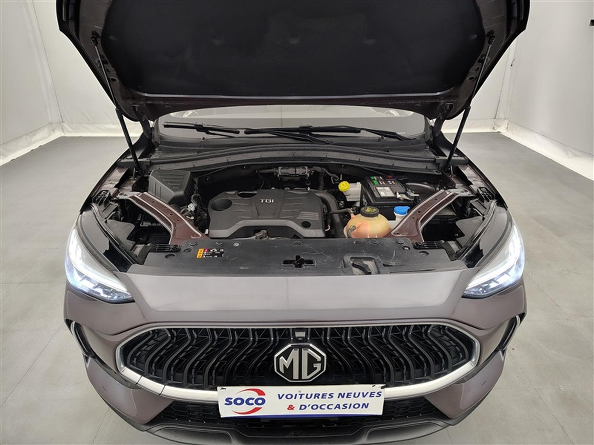 MG HS 1.5 T-GDi 160cv Luxury NAVI / FULL LED / CUIR / PANO (2024) - Photo 20