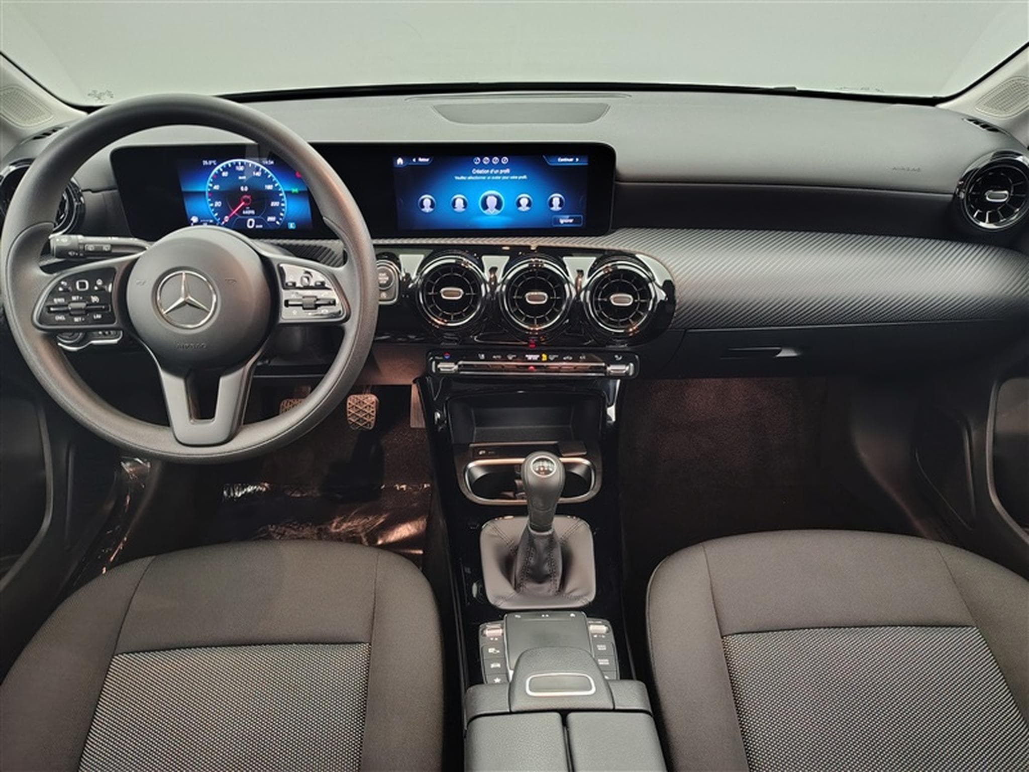Mercedes A 160 A 160 Business NAVI/PDC AV AR (2022) - Photo 8
