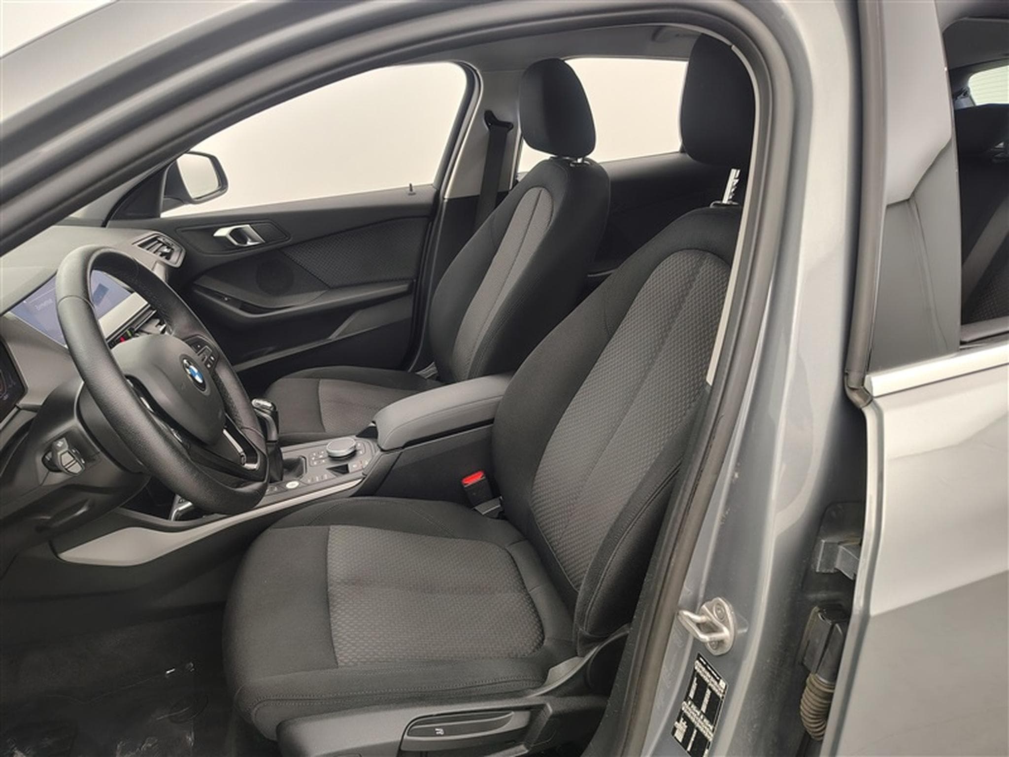 BMW 116 116 d Business NAVI/FULL LED/JA/PDC AV AR (2023) - Foto 7