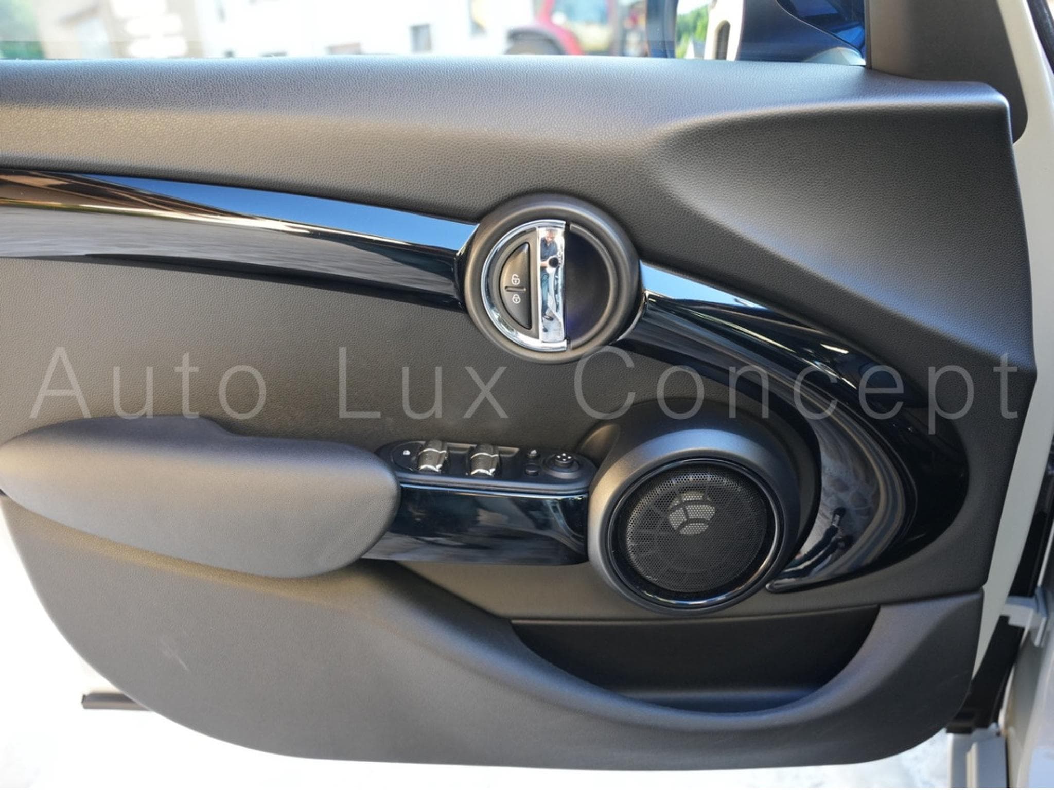 Mini Cooper S 5 portes (2016) - Photo 13