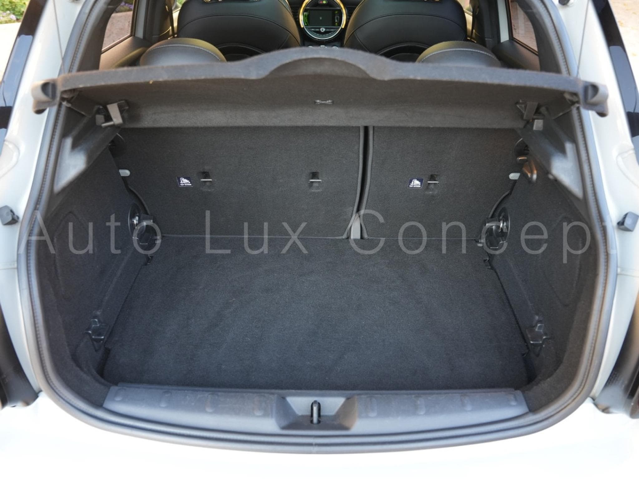 Mini Cooper S 5 portes (2016) - Photo 24