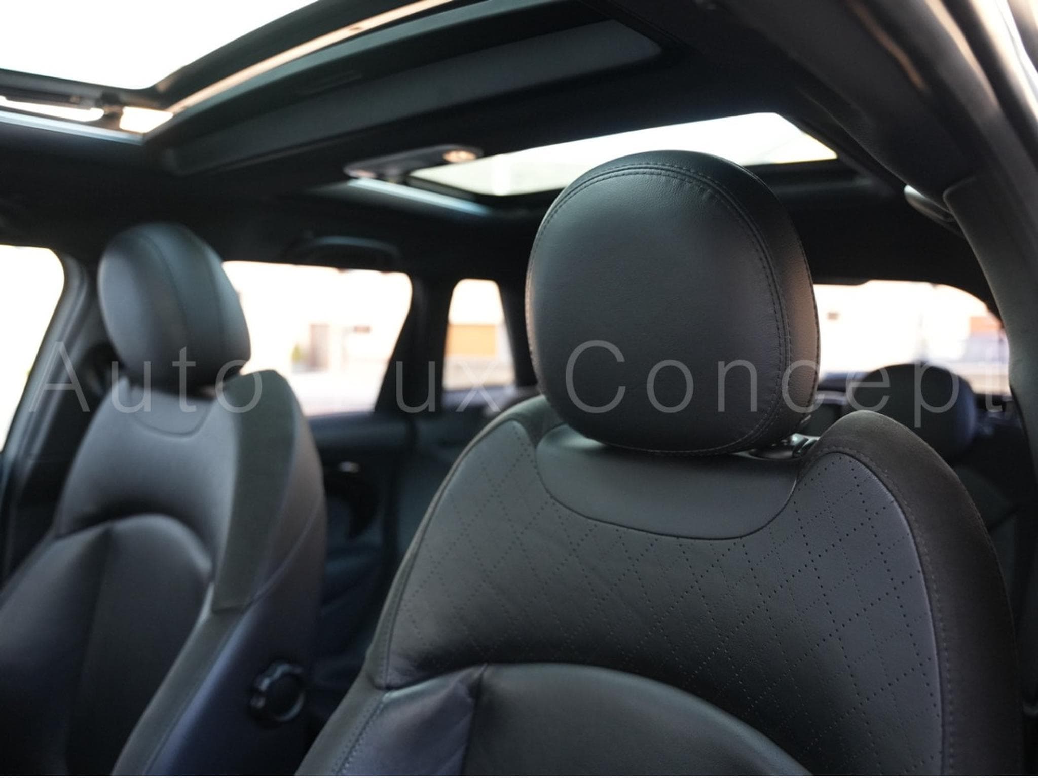Mini Cooper S 5 portes (2016) - Photo 8