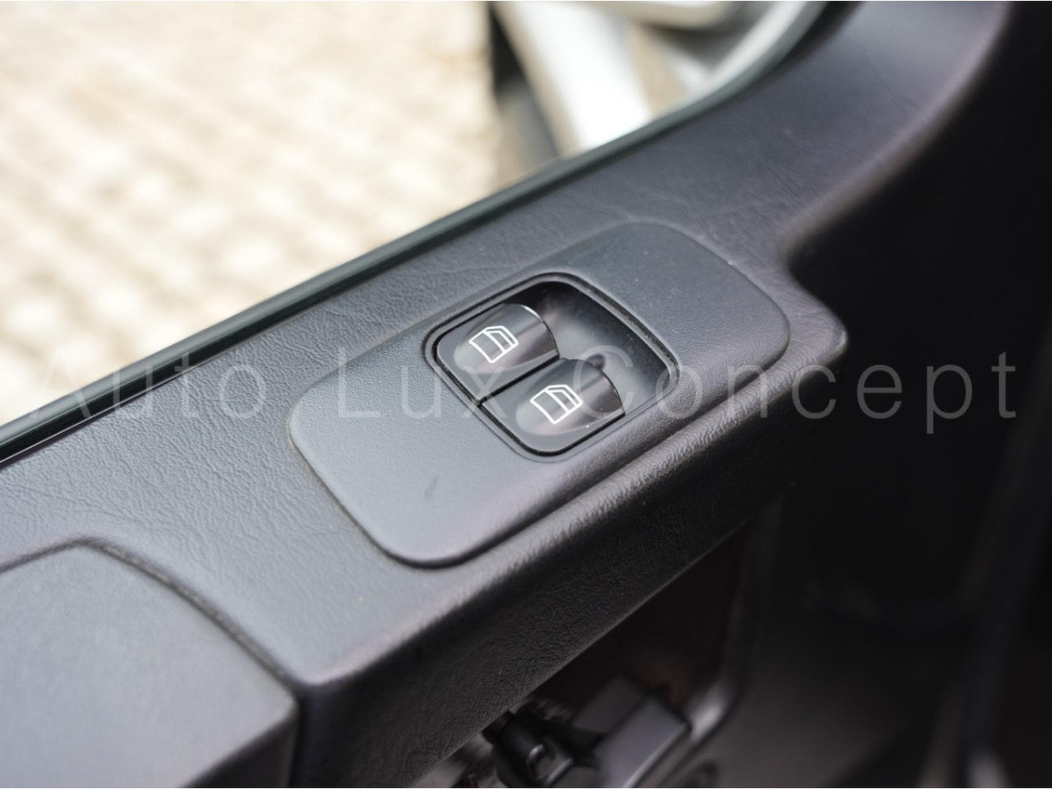 Mercedes G 400 CDI Station Wagon Court (2003) - Photo 18