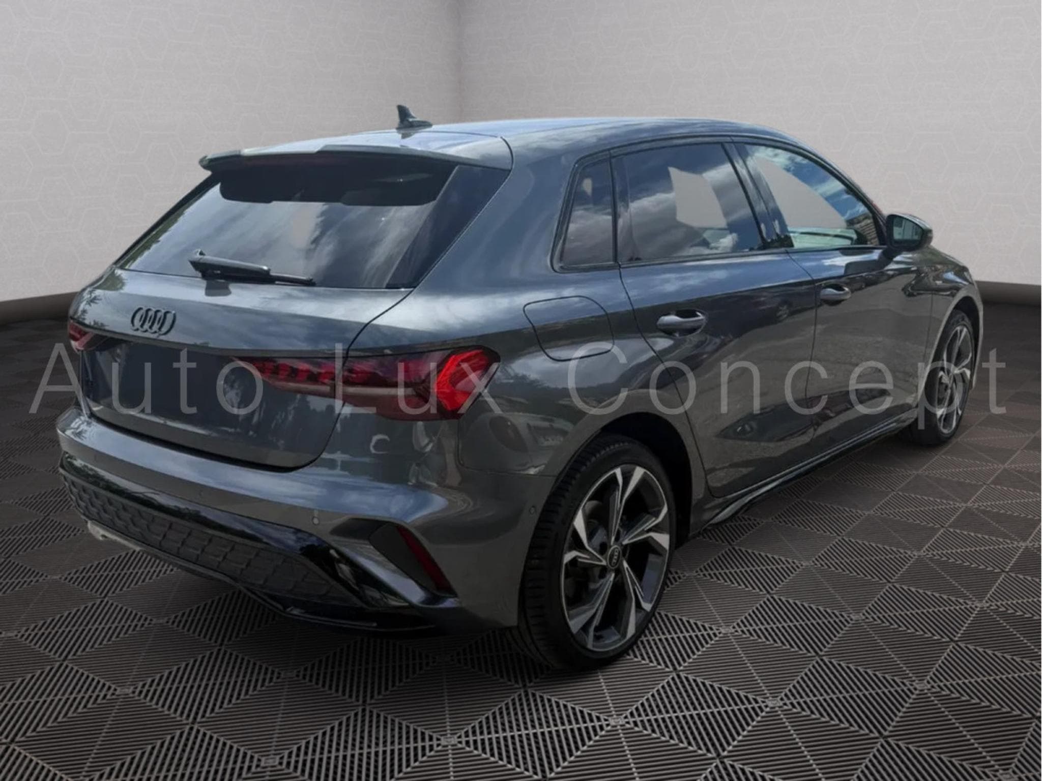 Audi A3 Sportback 40 TFSI e S line (2025) - Photo 3