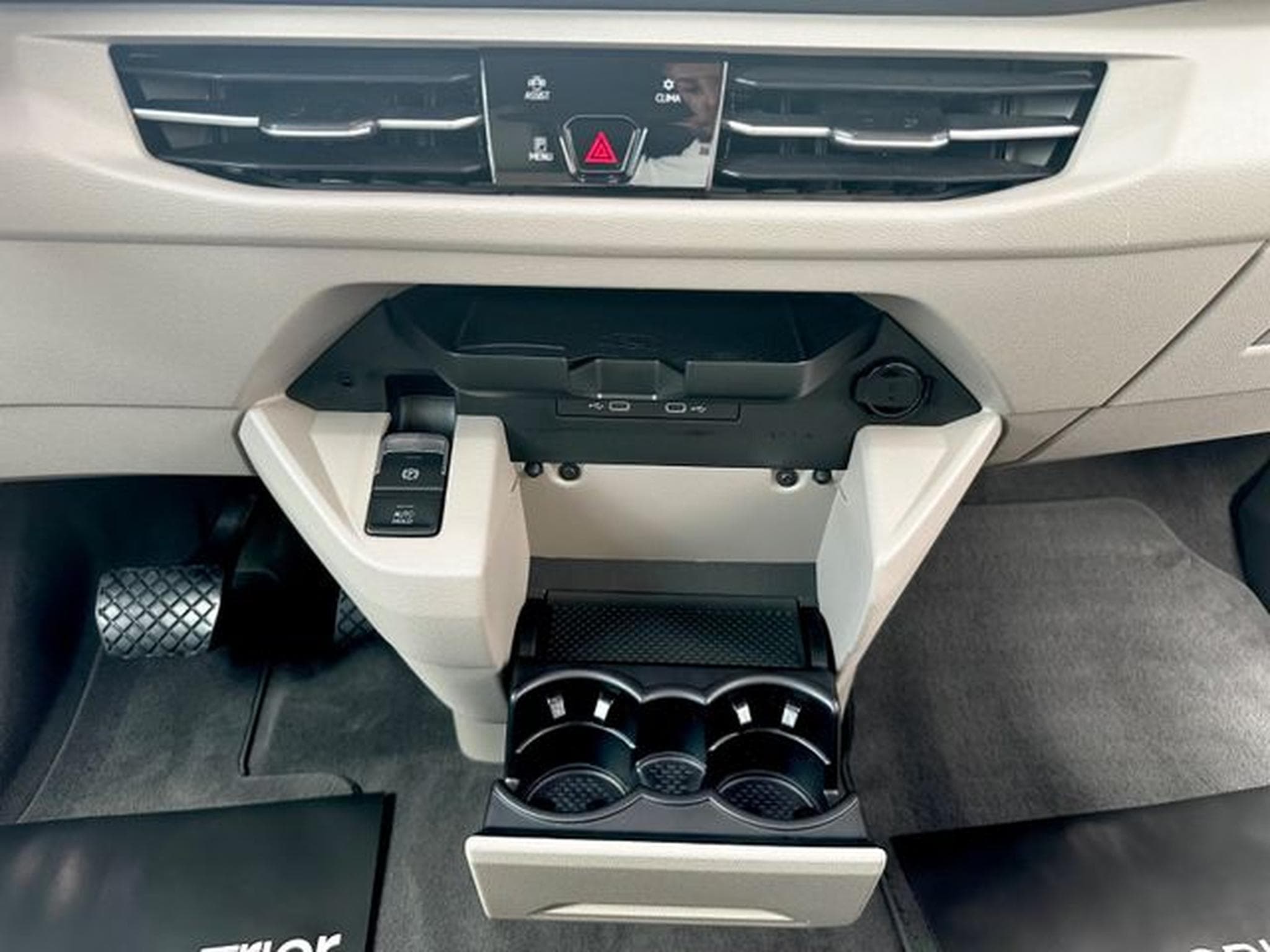 VW T7 T7 Multivan Life *Garantie*7Sitzer*Unfallfrei* (2024) - Photo 22