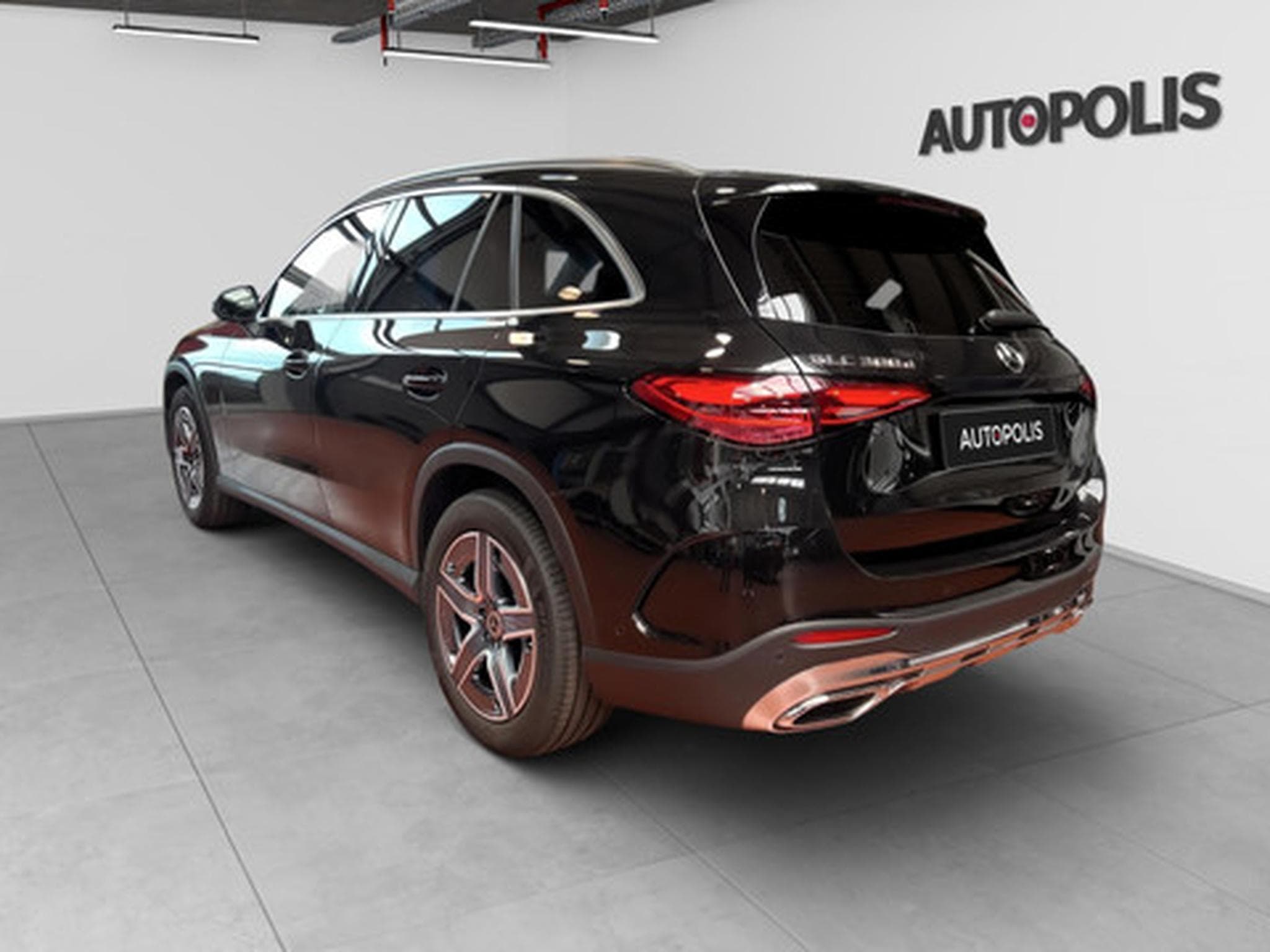 Mercedes GLC 300 2.0 d 4MATIC AMG Line (2025) - Photo 14