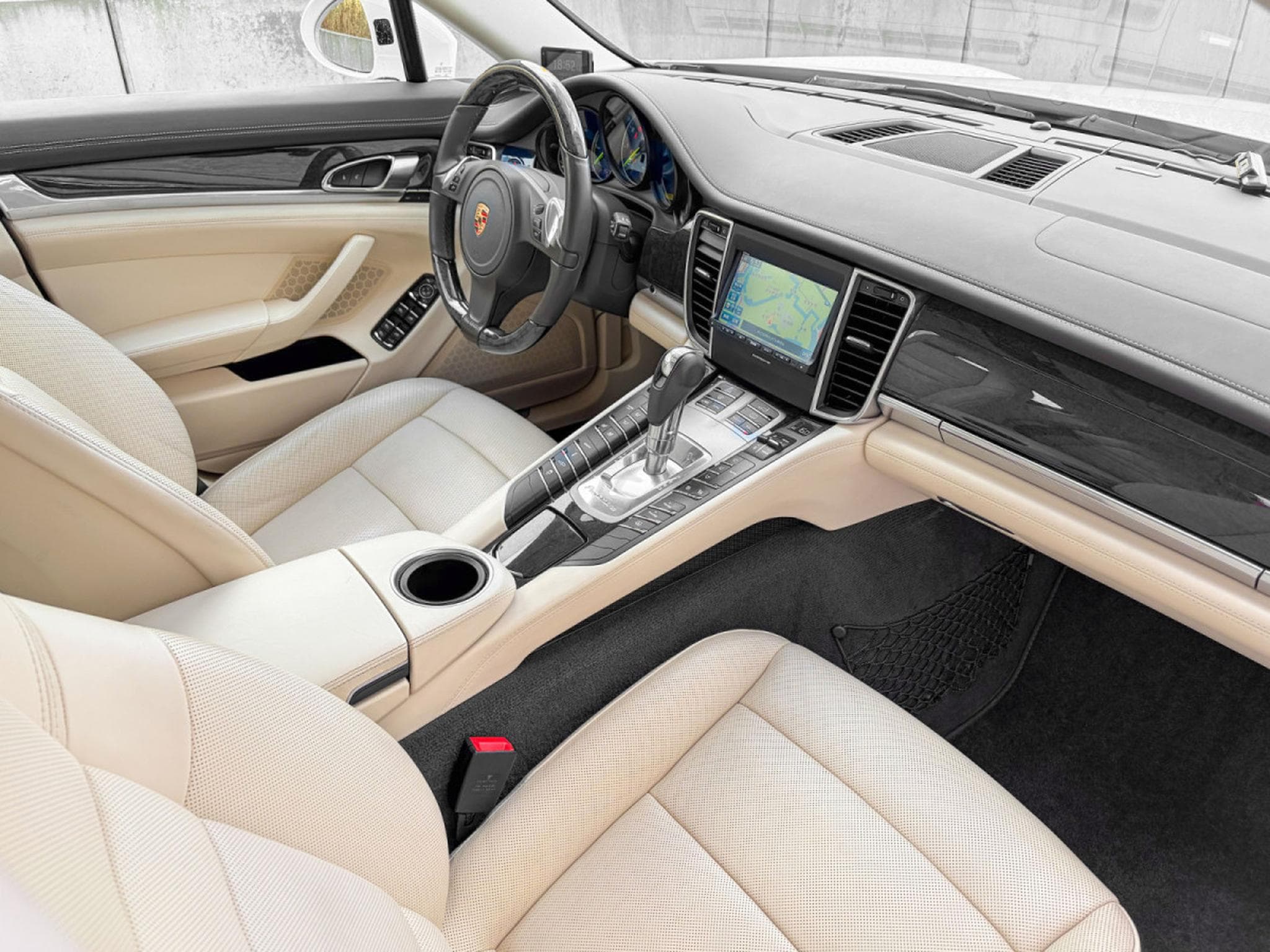 Porsche Panamera Panamera E-Hybrid S /20/Bi-Xenon/PANO/360°/Leder (2014) - Photo 13