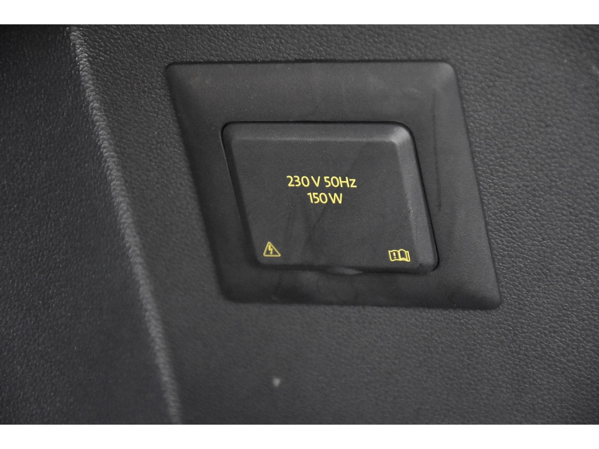 VW Tiguan 2.0 TDI 4Motion R-Line DSG TRAVEL PARK CAM ATT RMQ (2022) - Foto 24