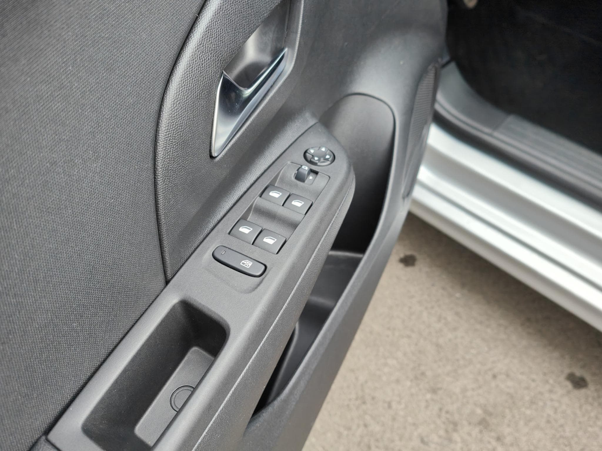 Opel Corsa 1.5 TURBO D CARPLAY BLUETOOTH CLIM CAMERA (2022) - Photo 12
