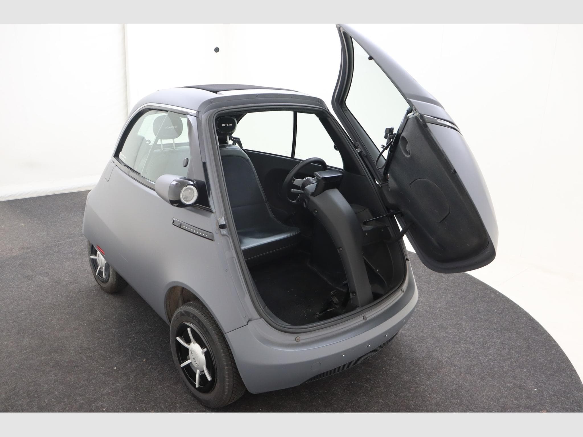 Microlino Pioneer Competizione (2024) - Photo 11