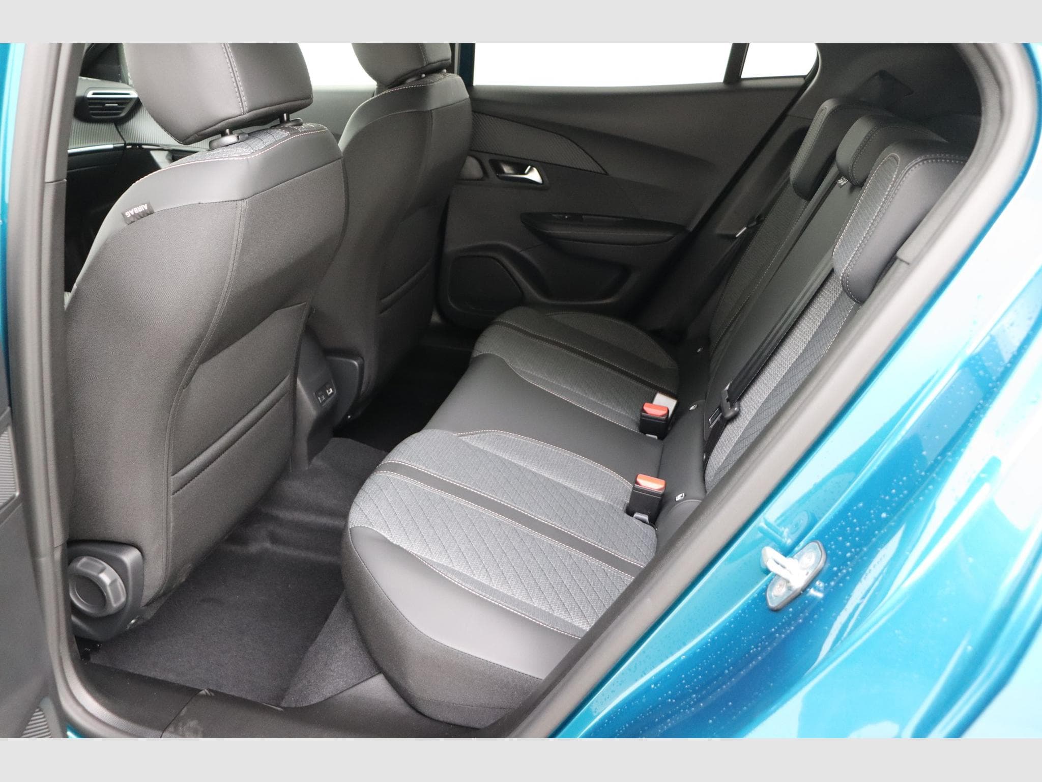 Peugeot 2008 Allure (2026) - Photo 16