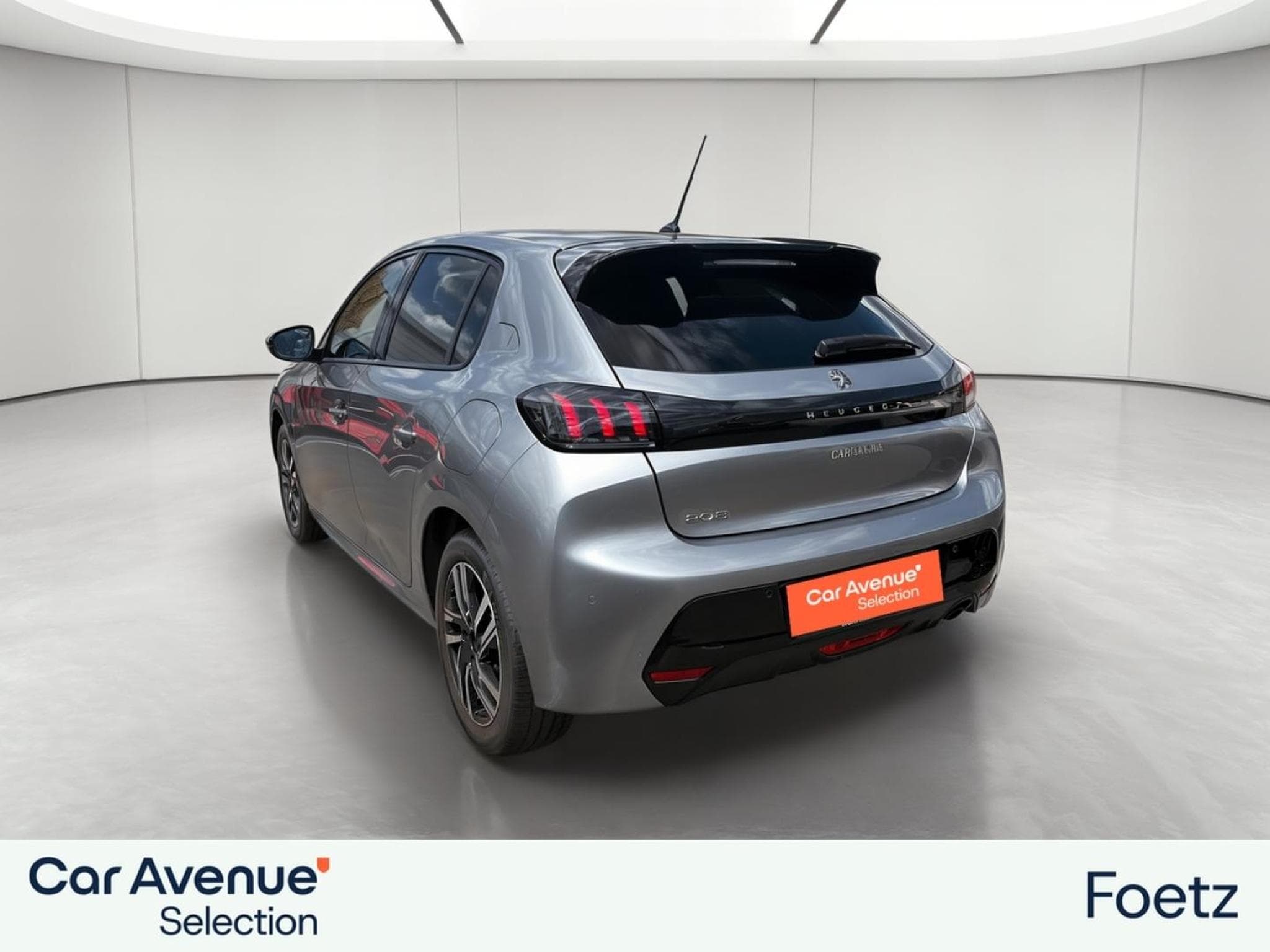 PEUGEOT 208 1.2 PureTech 100ch S&S Allure EAT8 (2021) - Foto 8