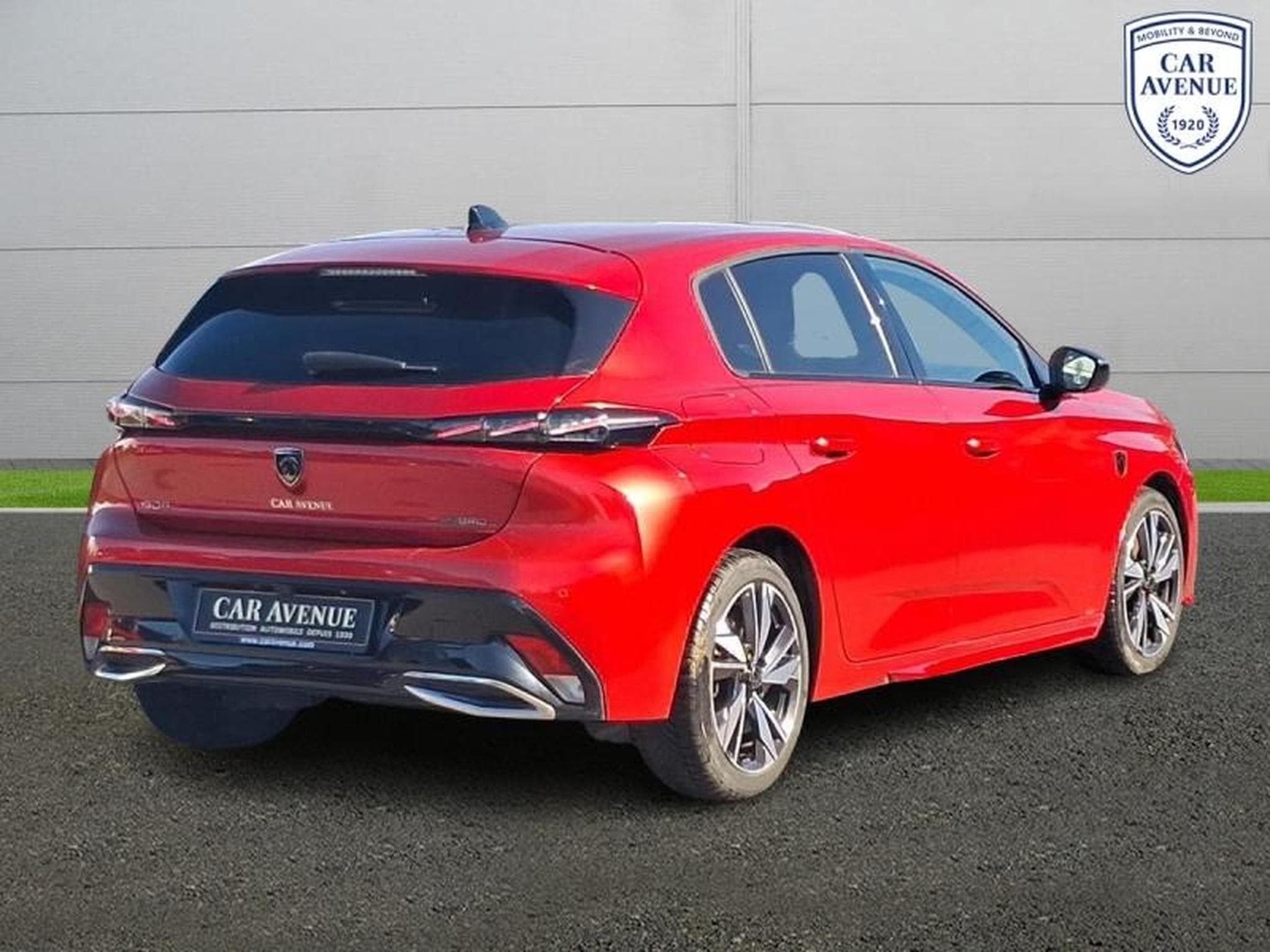 PEUGEOT 308 PHEV 180ch GT e-EAT8 (2023) - Foto 2