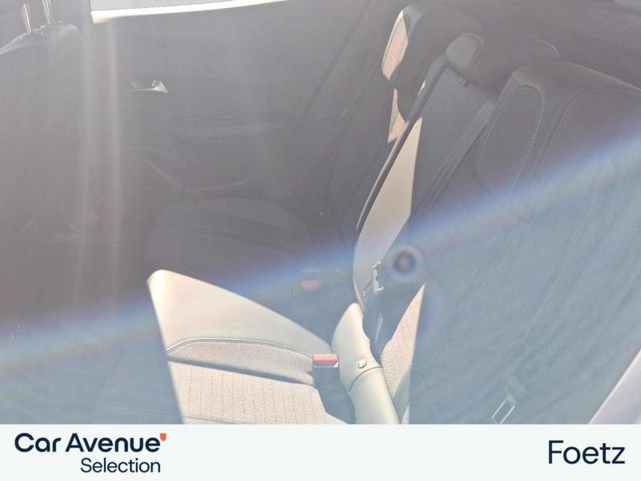 PEUGEOT 2008 1.2 PureTech 130ch S&S Allure Pack EAT8 (2023) - Foto 9