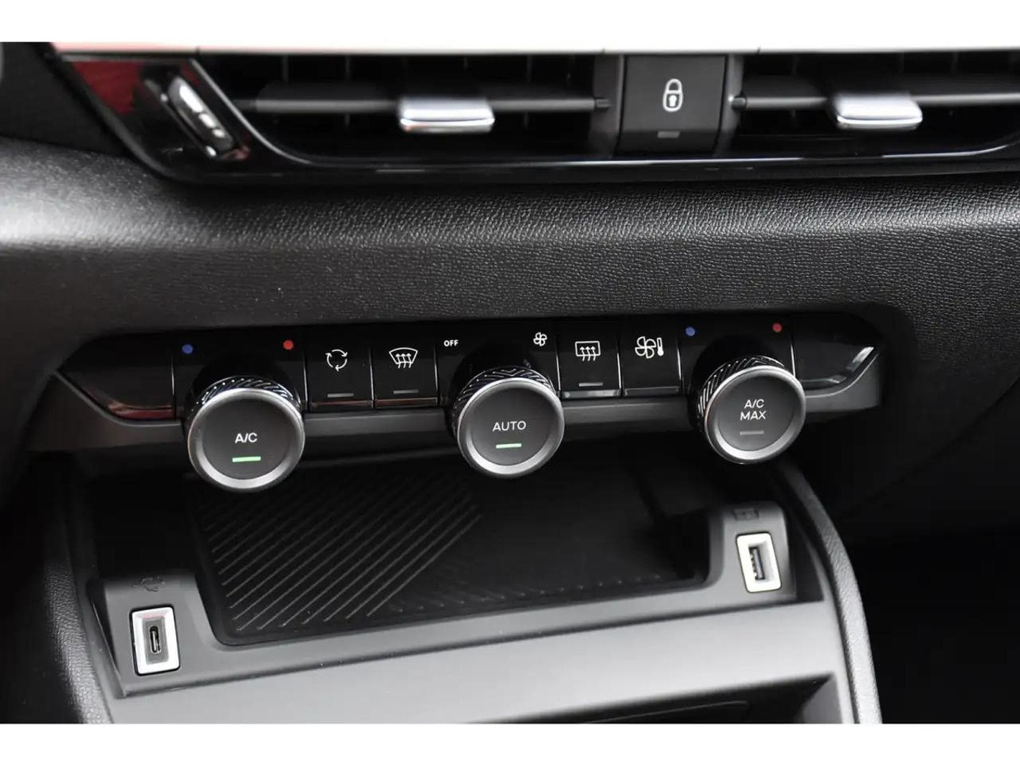 Citroën C5 X (2025) - Photo 21