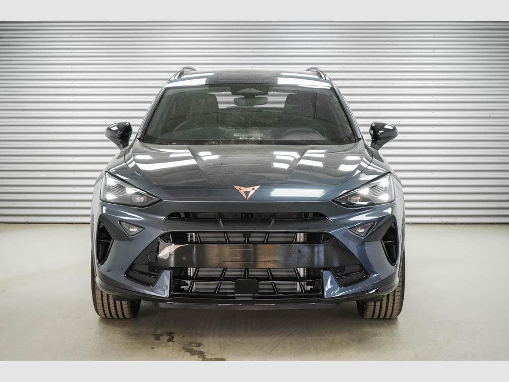 Cupra Formentor 1,5 eTSI DSG (2026) - Photo 2