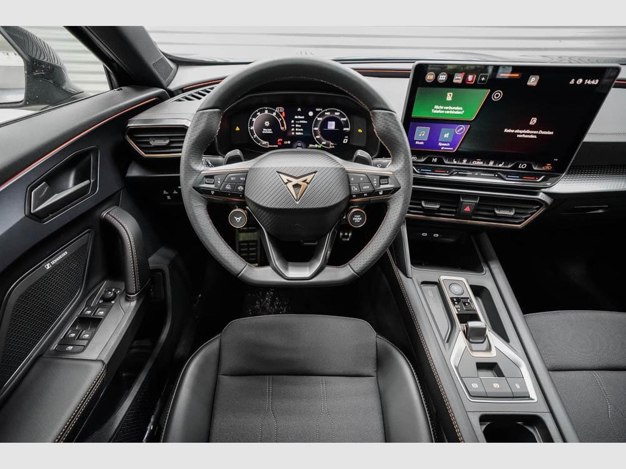 Cupra Formentor 1,5 eTSI DSG (2026) - Photo 8
