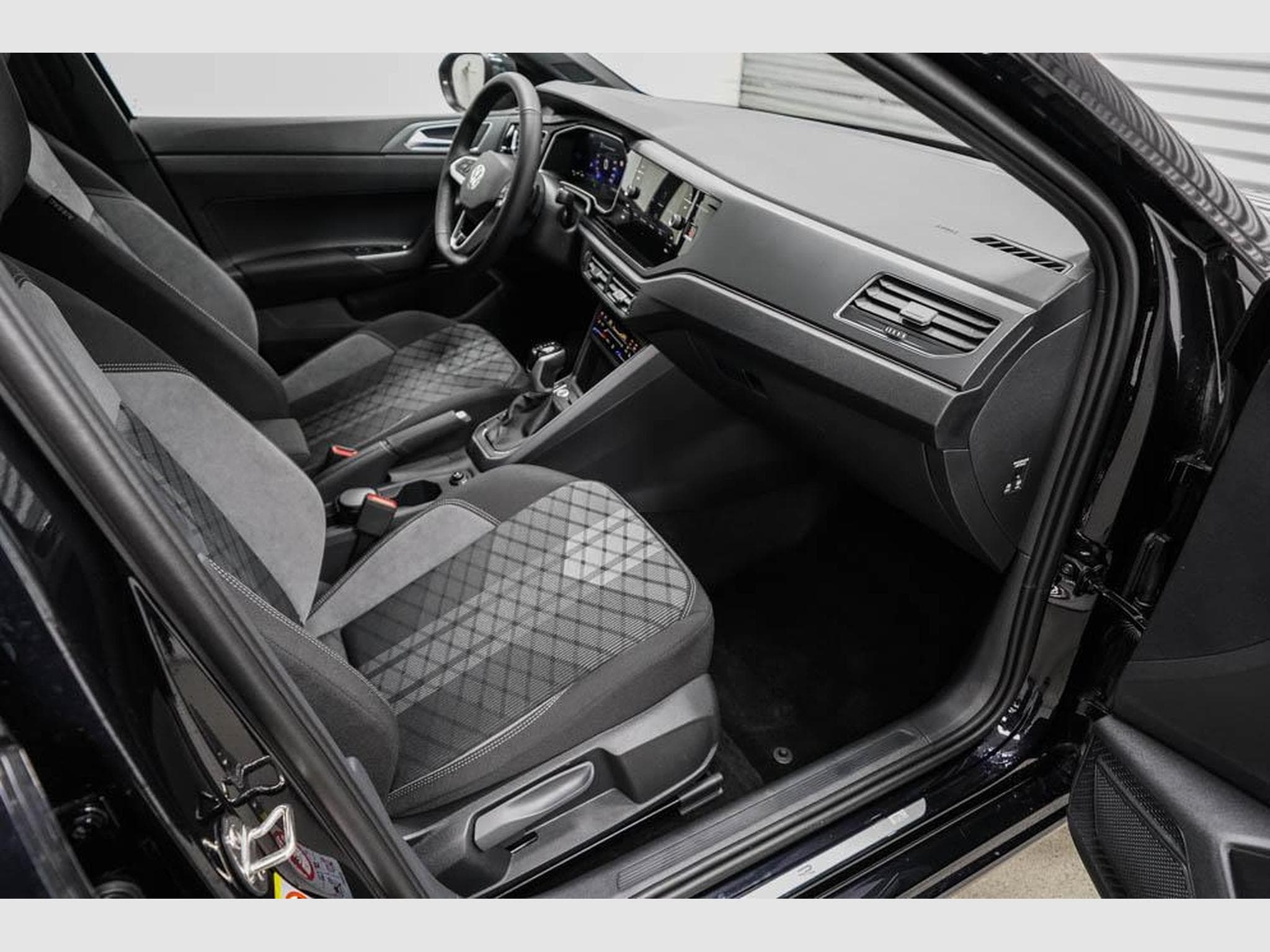 VW Taigo 1,0 TSI DSG (2026) - Photo 19