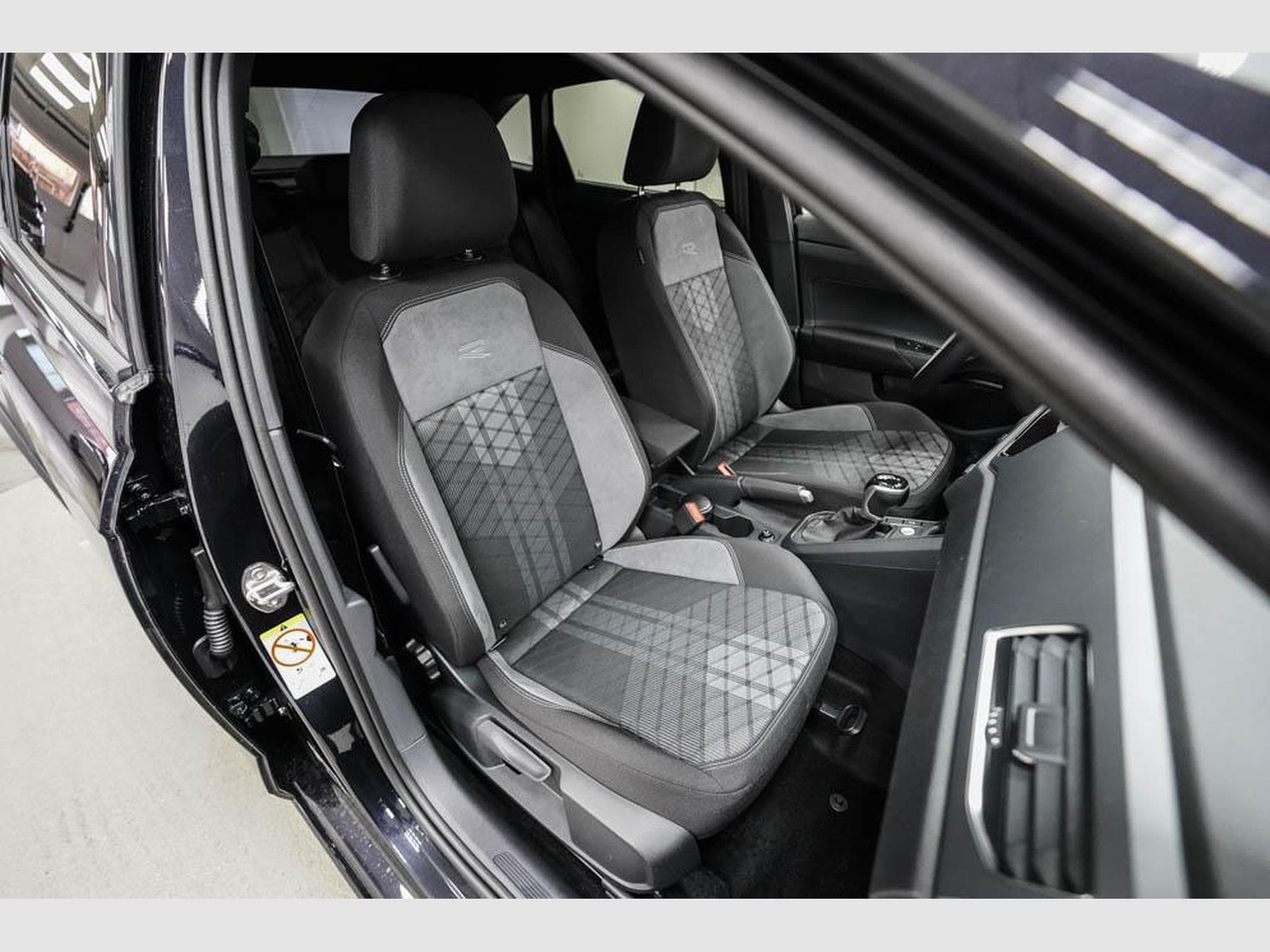 VW Taigo 1,0 TSI DSG (2026) - Photo 20