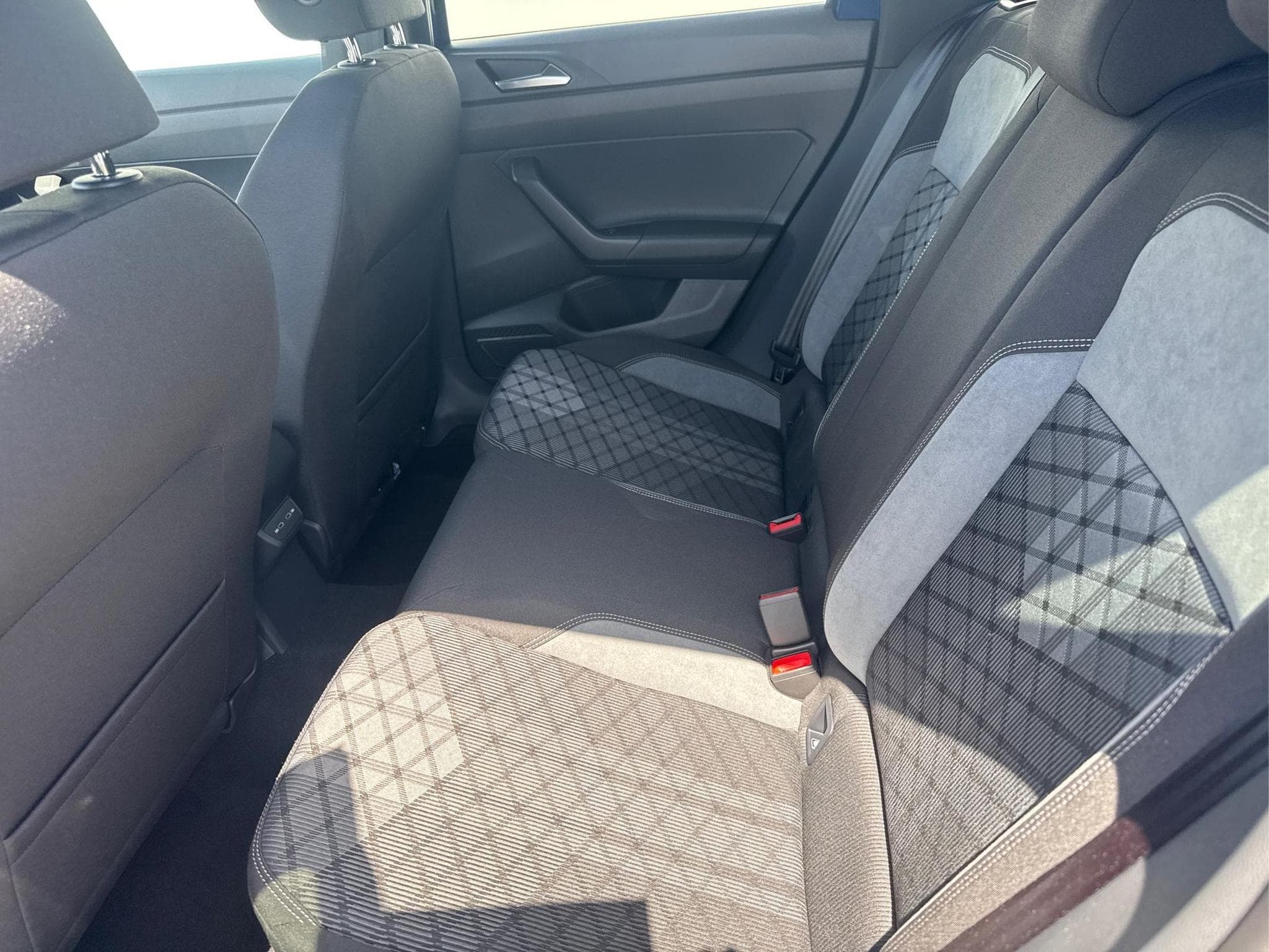 VW Taigo R-LINE (2026) - Photo 9