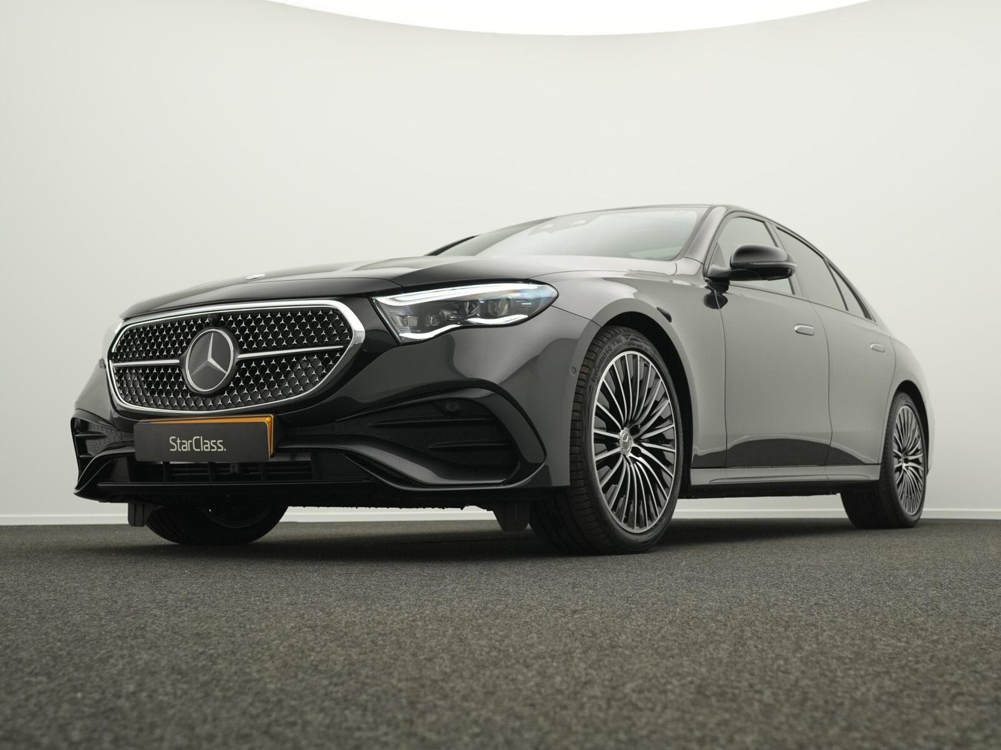 Mercedes E 220 d Limousine (2025) - Photo 10