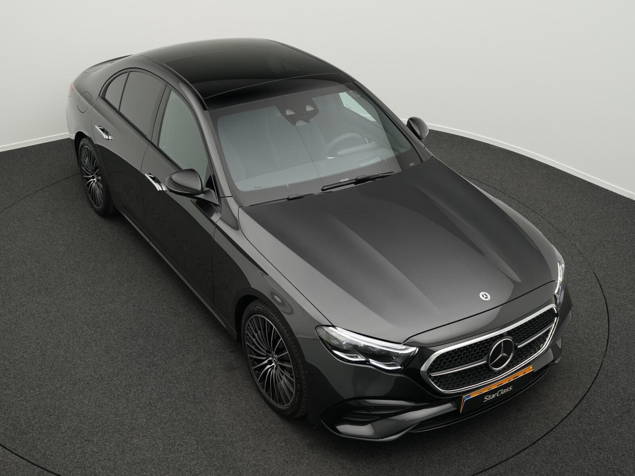 Mercedes E 220 d Limousine (2025) - Photo 12