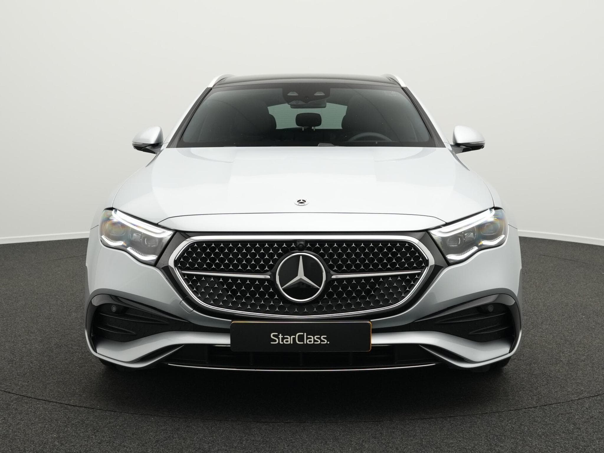 Mercedes E 220 d T-Modell (2025) - Photo 2