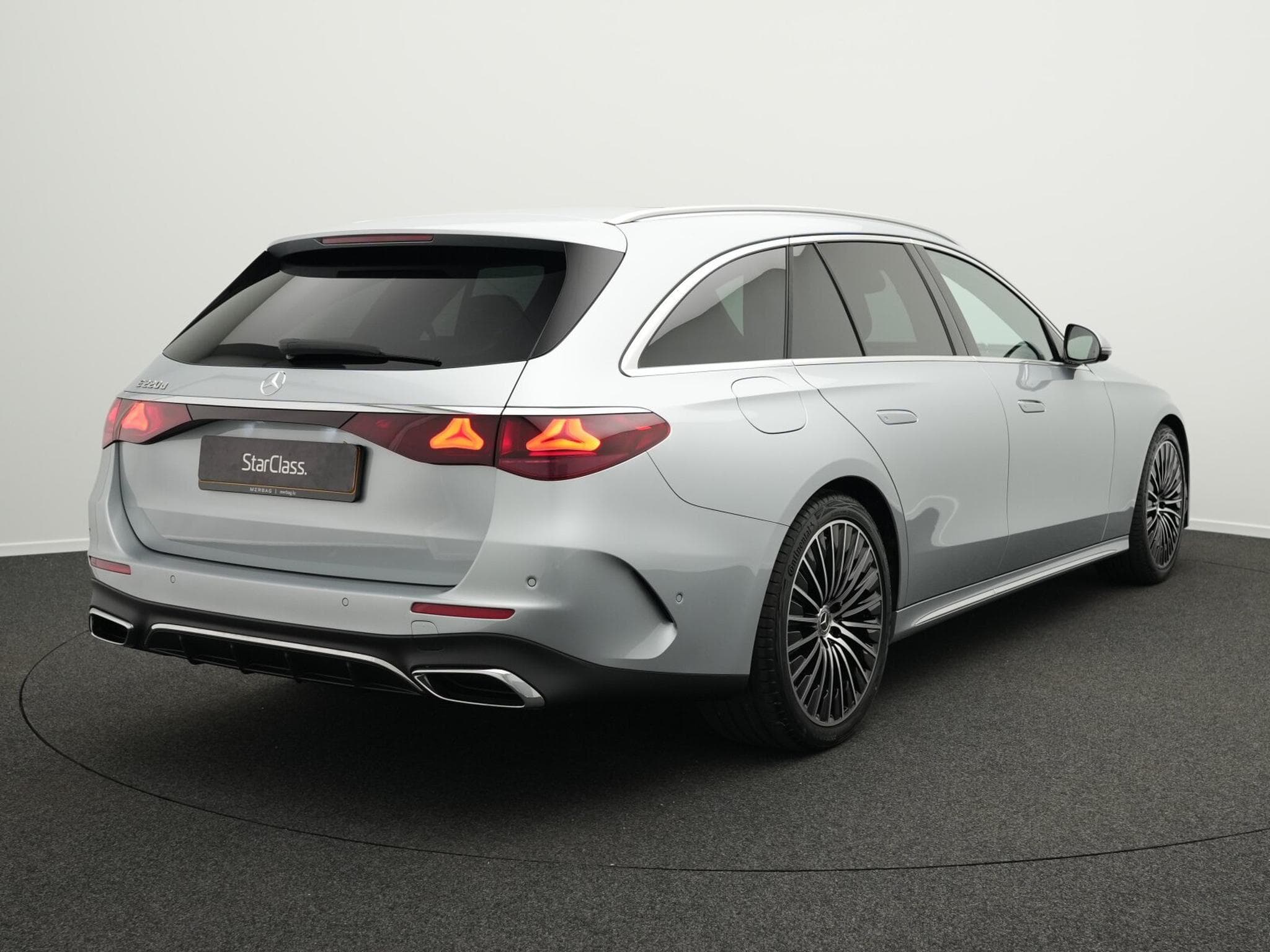 Mercedes E 220 d T-Modell (2025) - Photo 3