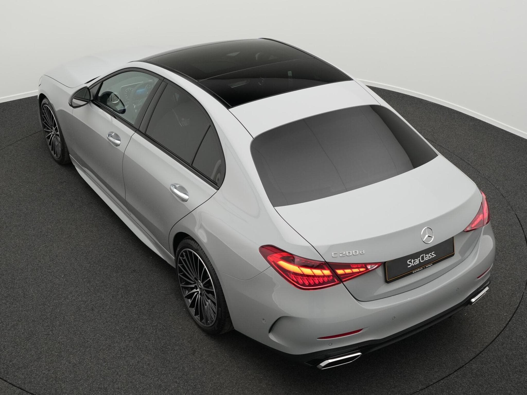 Mercedes C 200 d (2025) - Photo 13