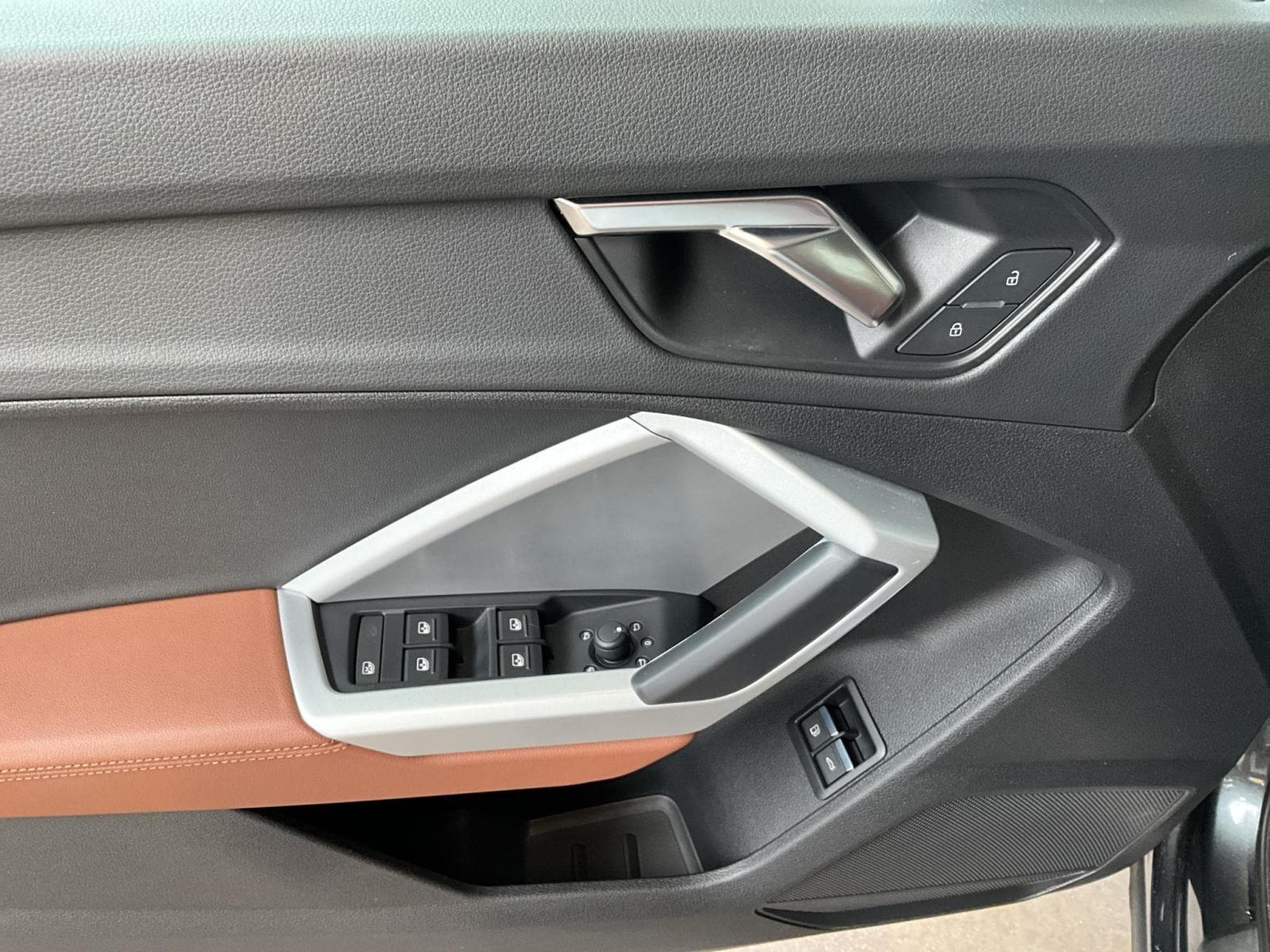Audi Q3 SB+S-Line+PHEV+45TFSI+S-Tronic+P.Premium (2021) - Foto 10