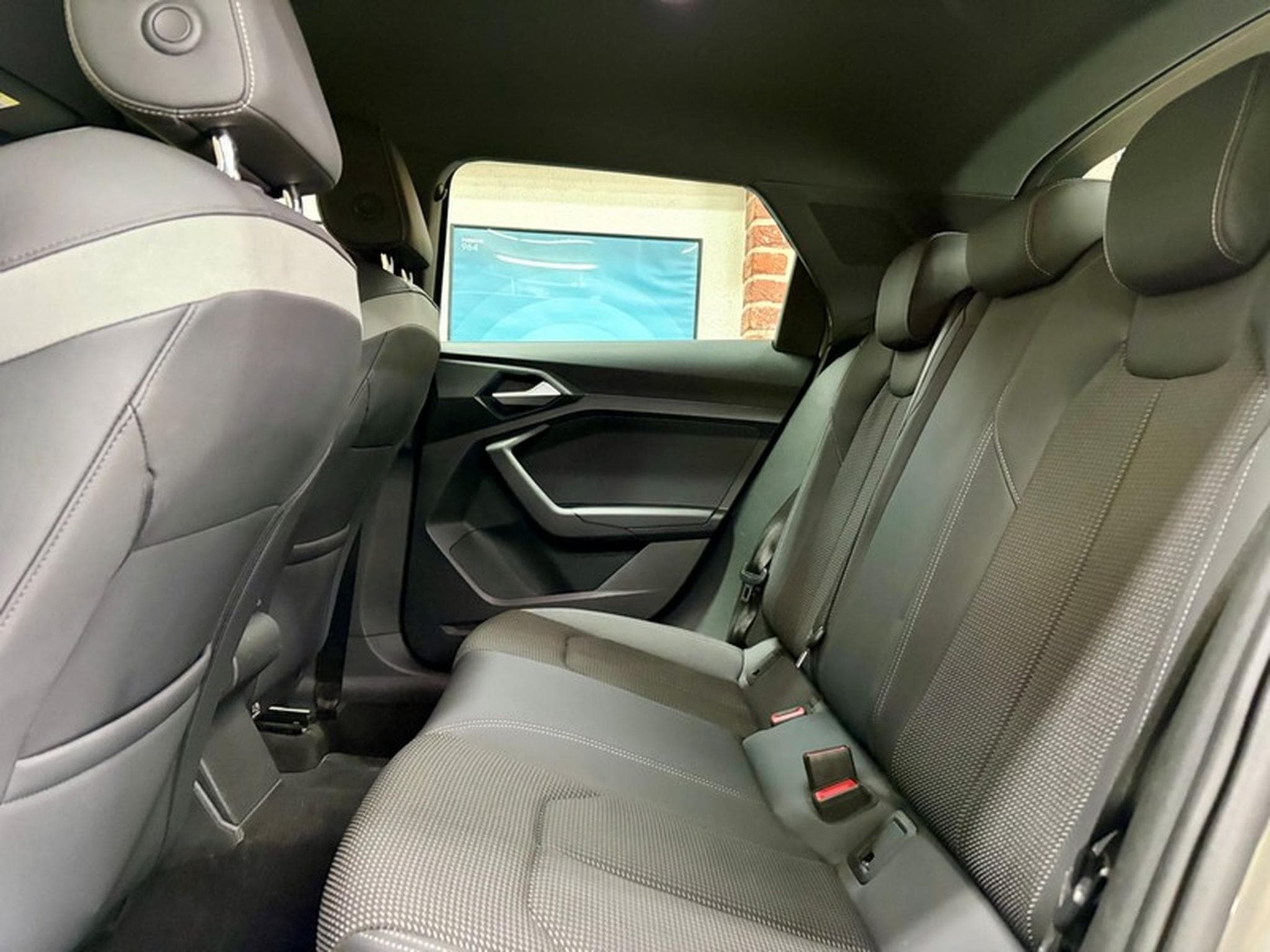 Audi A1 A1 40 TFSi 2.0 200cv Auto S-LINE Navig/SiègCh/ClimaA (2019) - Photo 6