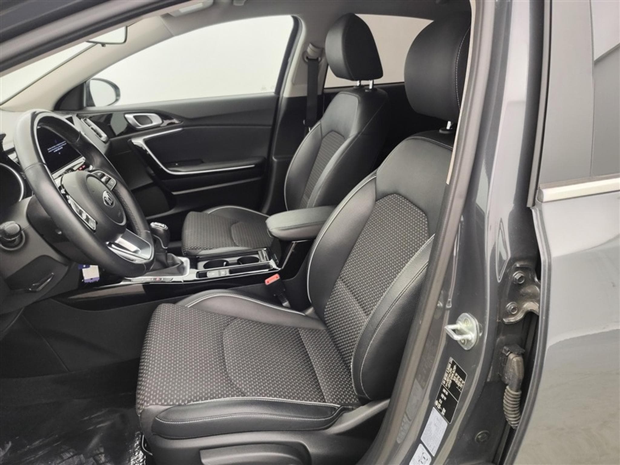 Kia XCeed 1.0 T-GDi Must ISG (EU6d) (2021) - Photo 7