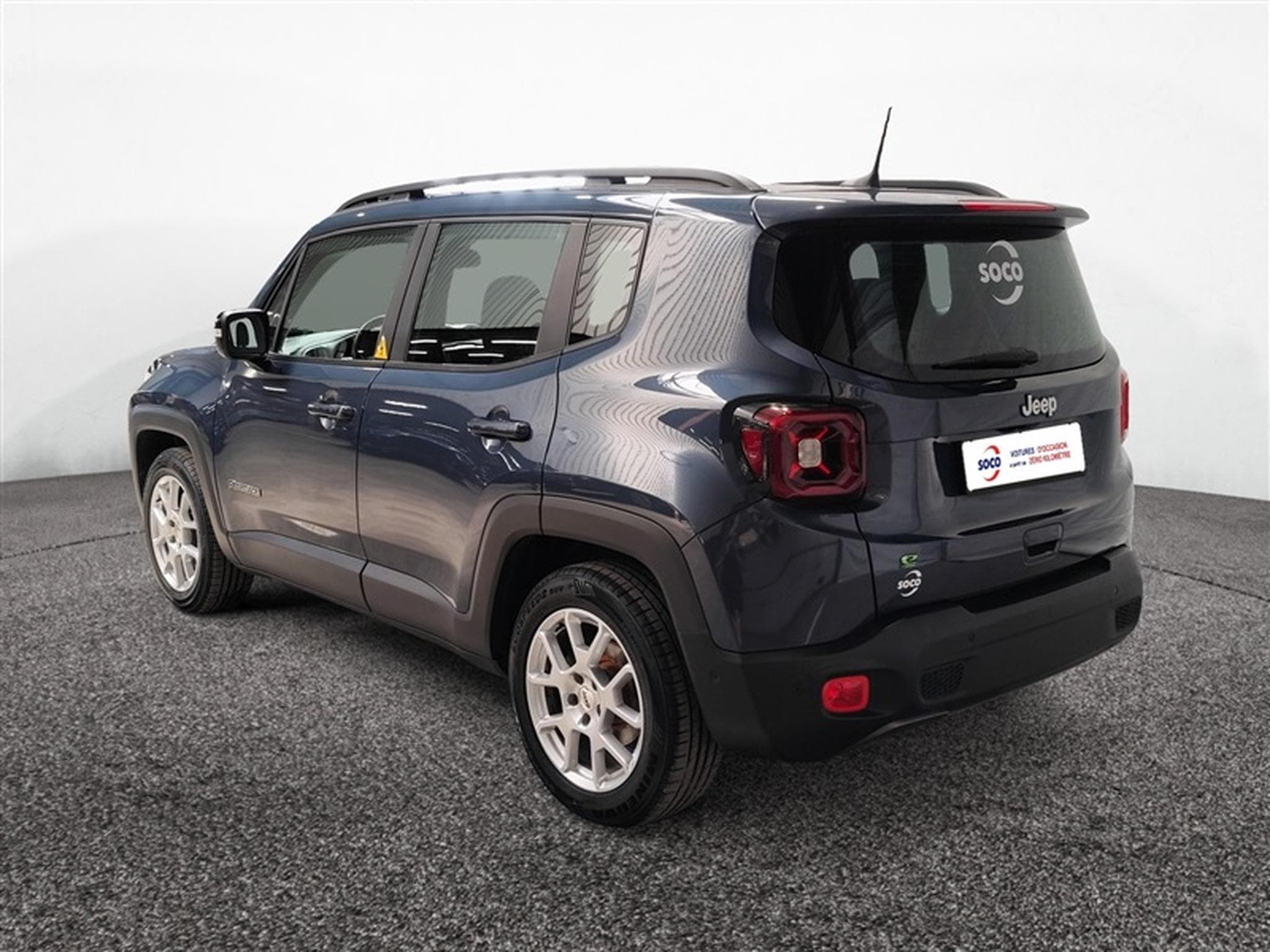 Jeep Renegade 1.5 T4 MHEV Altitude DCT (EU6.4) (2023) - Photo 2