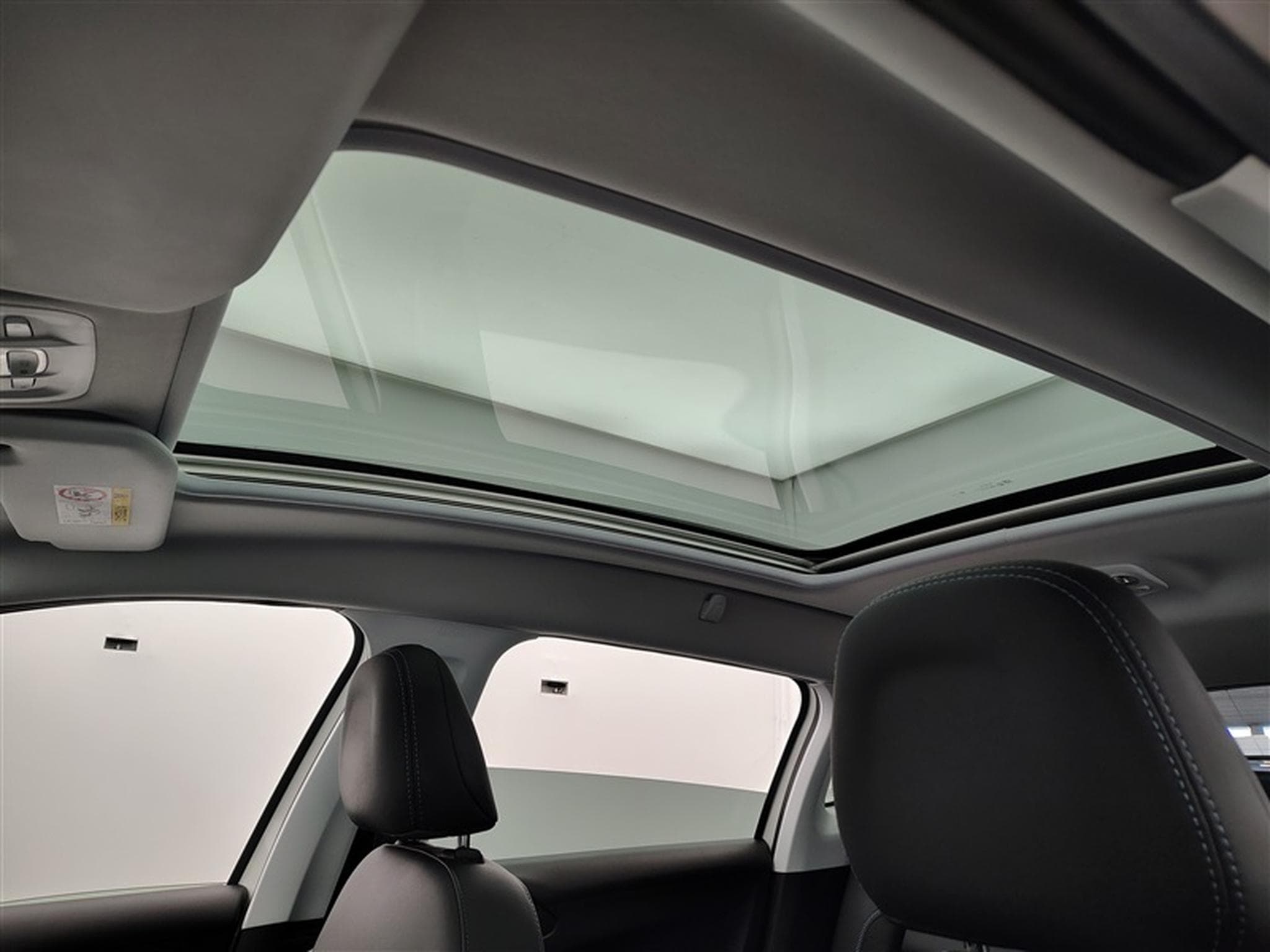 Peugeot 2008 1.2 PureTech 110cv Crossway NAVI / TOIT PANO / CUIR PARTIEL (2019) - Photo 18