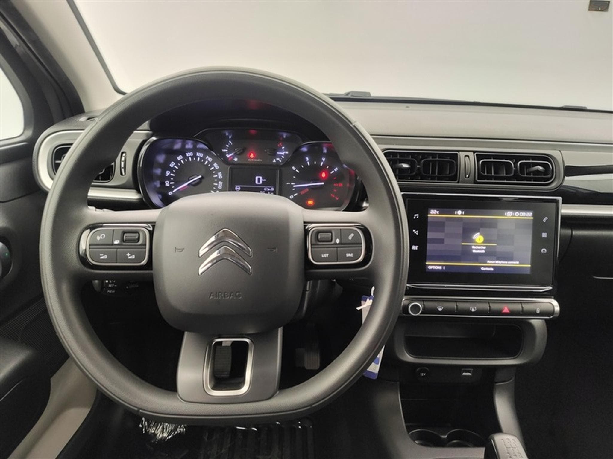 Citroen C3 1.2i PureTech Highlight S&S (EU6.2) (2020) - Photo 9