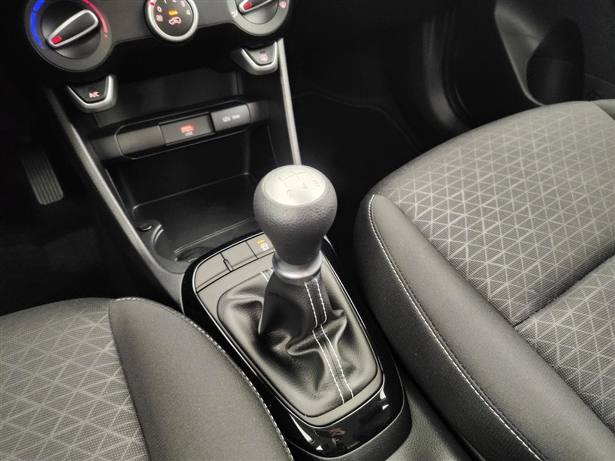 Kia Picanto 1.0i Pulse ISG / Airco (2024) - Photo 12