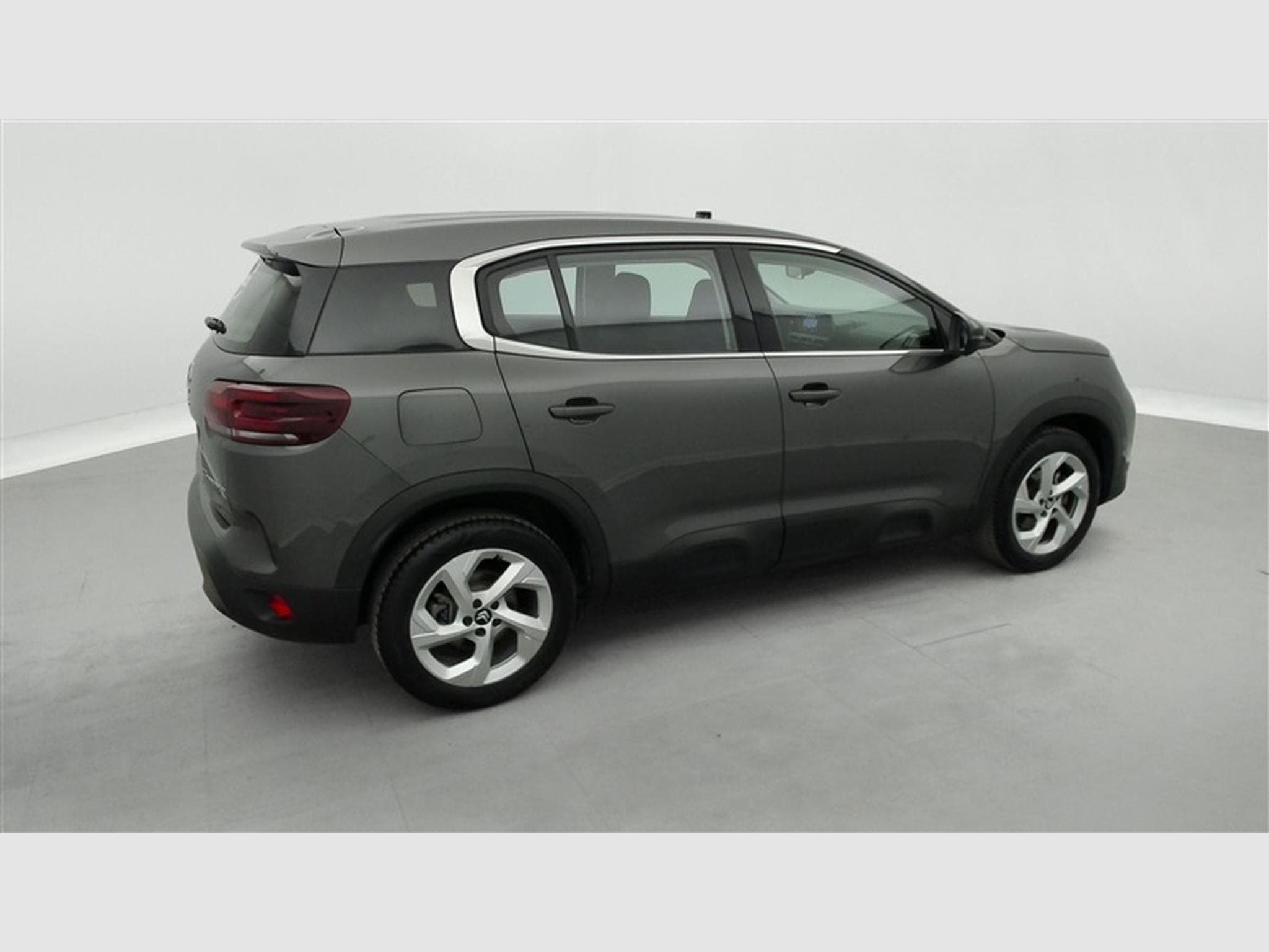 Citroen C5 Aircross 1.2 PureTech EAT/8 Live NAVI / CARPLAY / FULL LED (2023) - Photo 25
