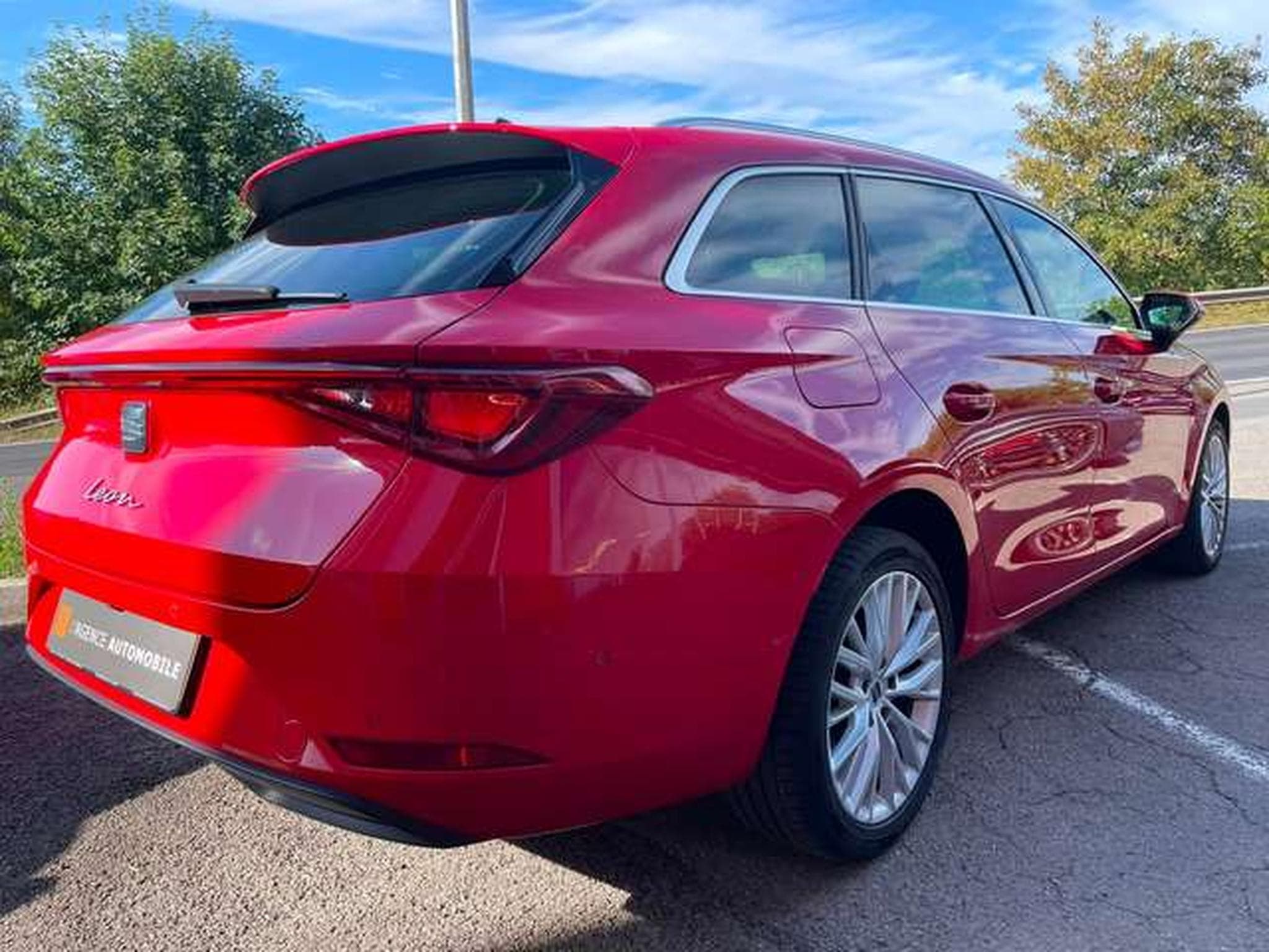 SEAT Leon Sportstourer Xcellence 1.5 GARANTIE JUSQU'A 3 ANS (2022) - Photo 5