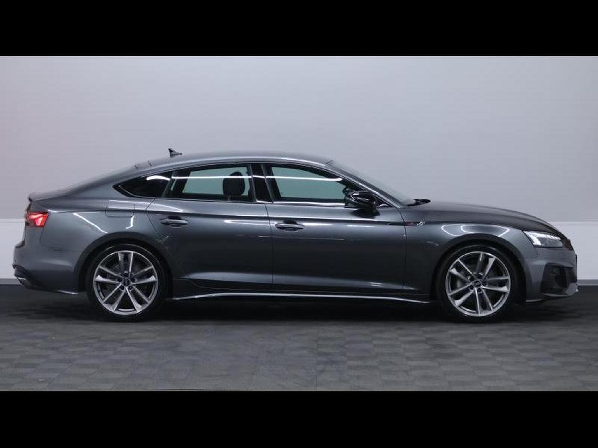 Audi A5 Sportback S-Line 40 TFSi 204 S-Tronic (2023) - Foto 4